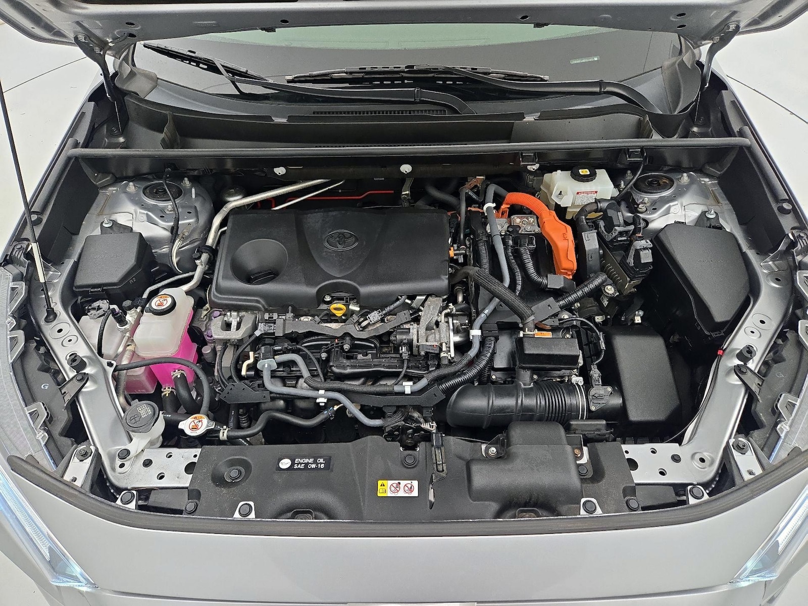 2021 Toyota RAV4 XLE - Photo 21