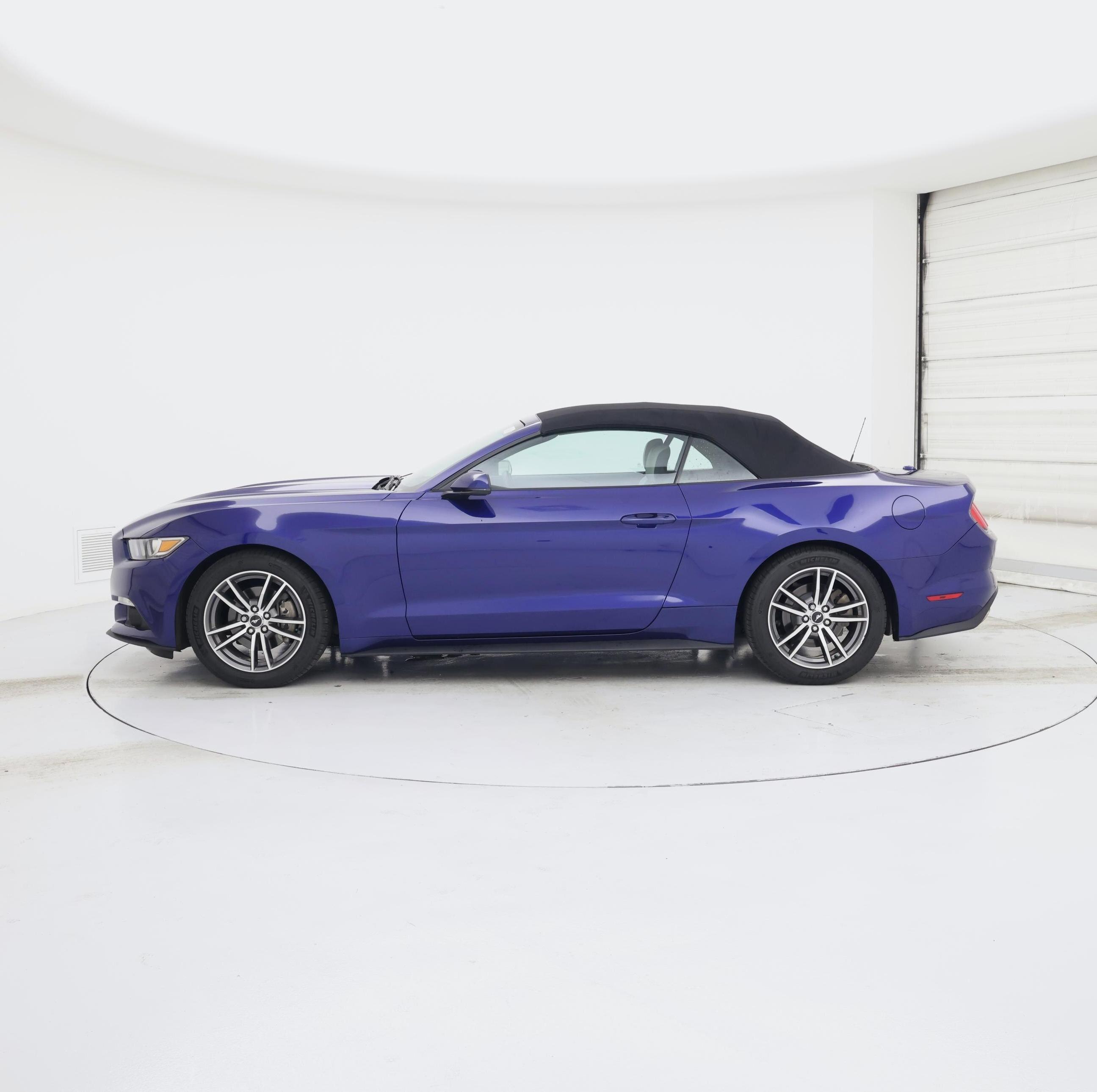 Thumbnail: 2016 Ford Mustang - 3