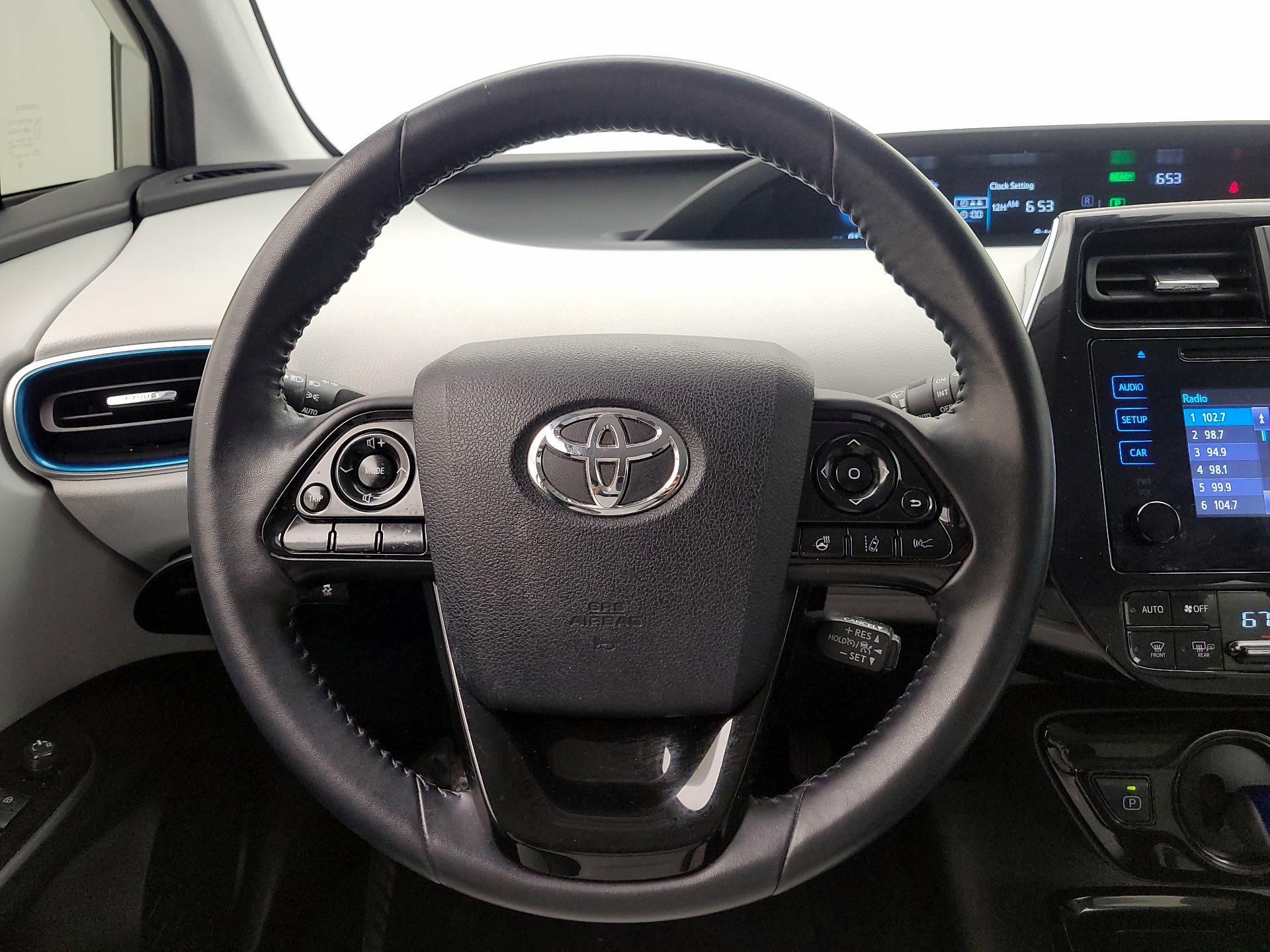Thumbnail: 2019 Toyota Prius - 10