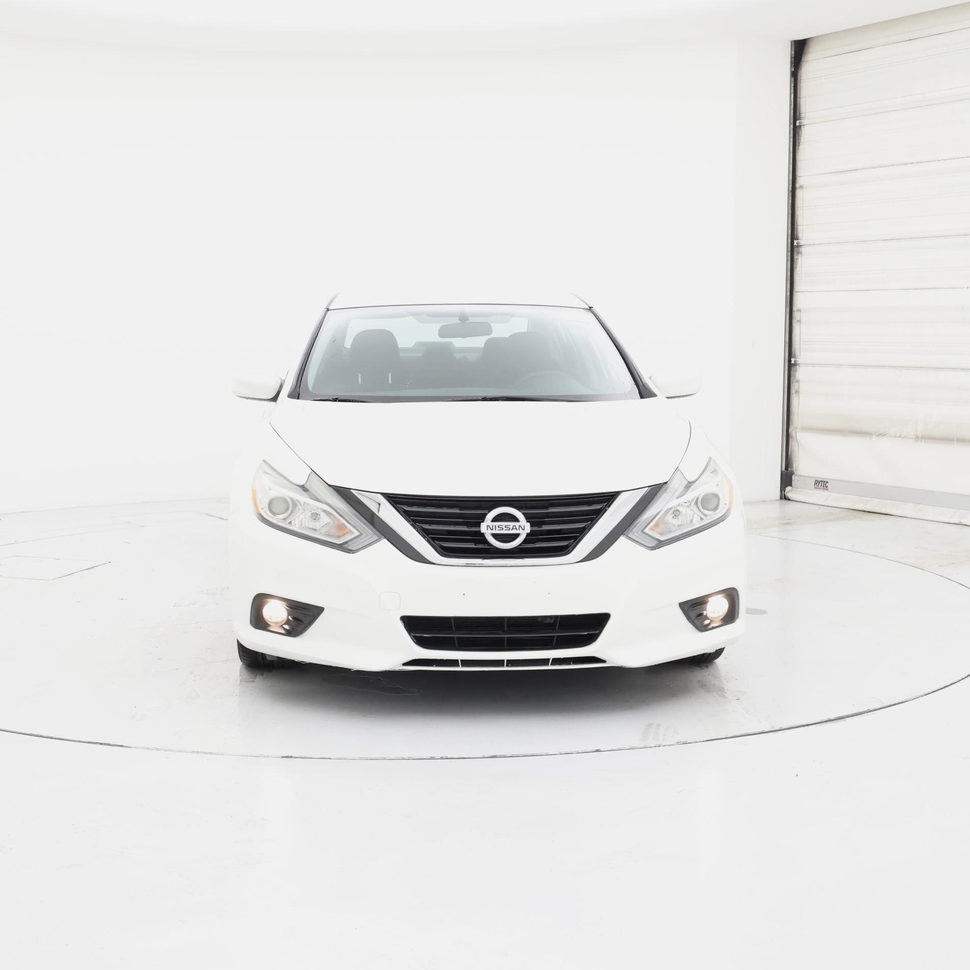 Thumbnail: 2018 Nissan Altima - 5