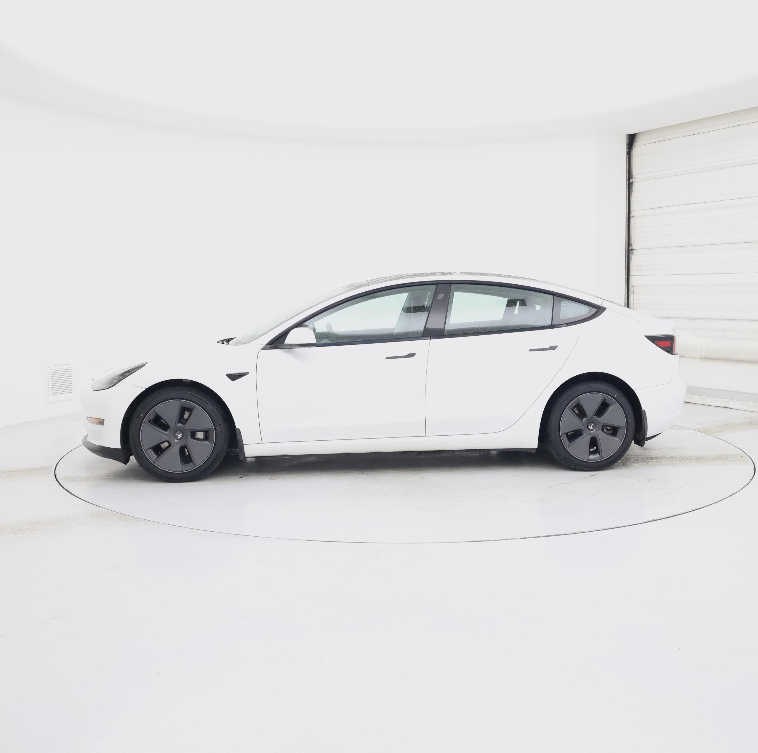 Thumbnail: 2023 Tesla Model 3 - 3