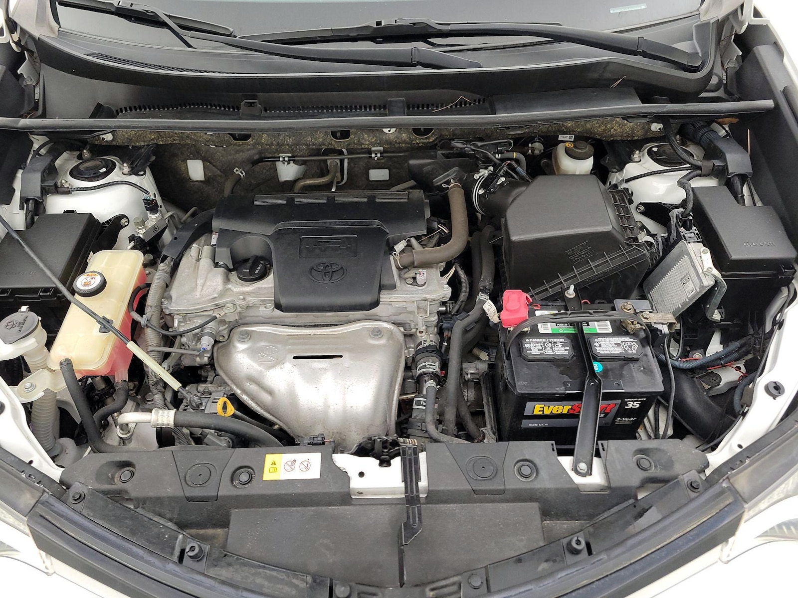 2017 Toyota RAV4 LE - Photo 22