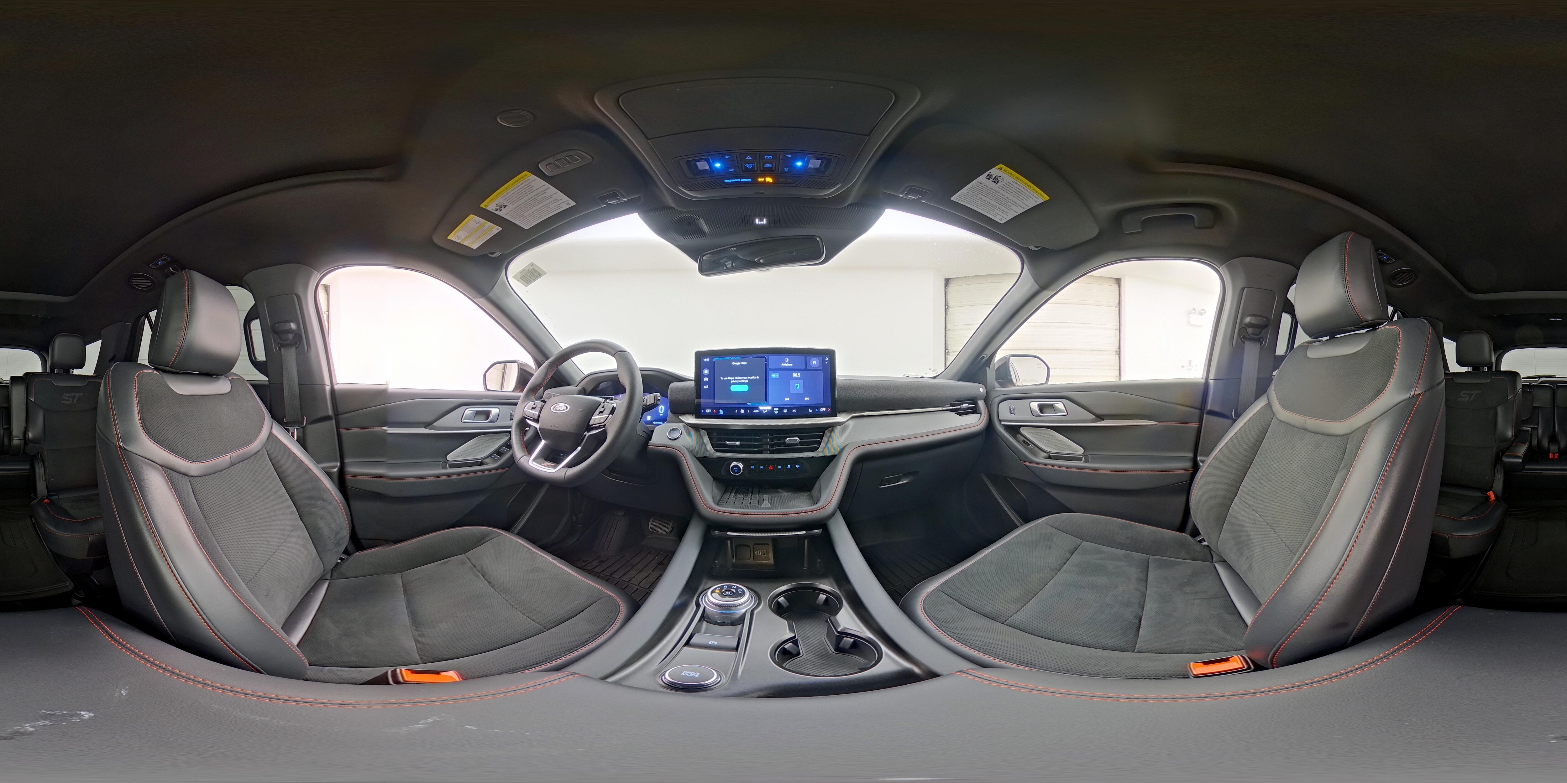 2025 Ford Explorer ST - Photo 25