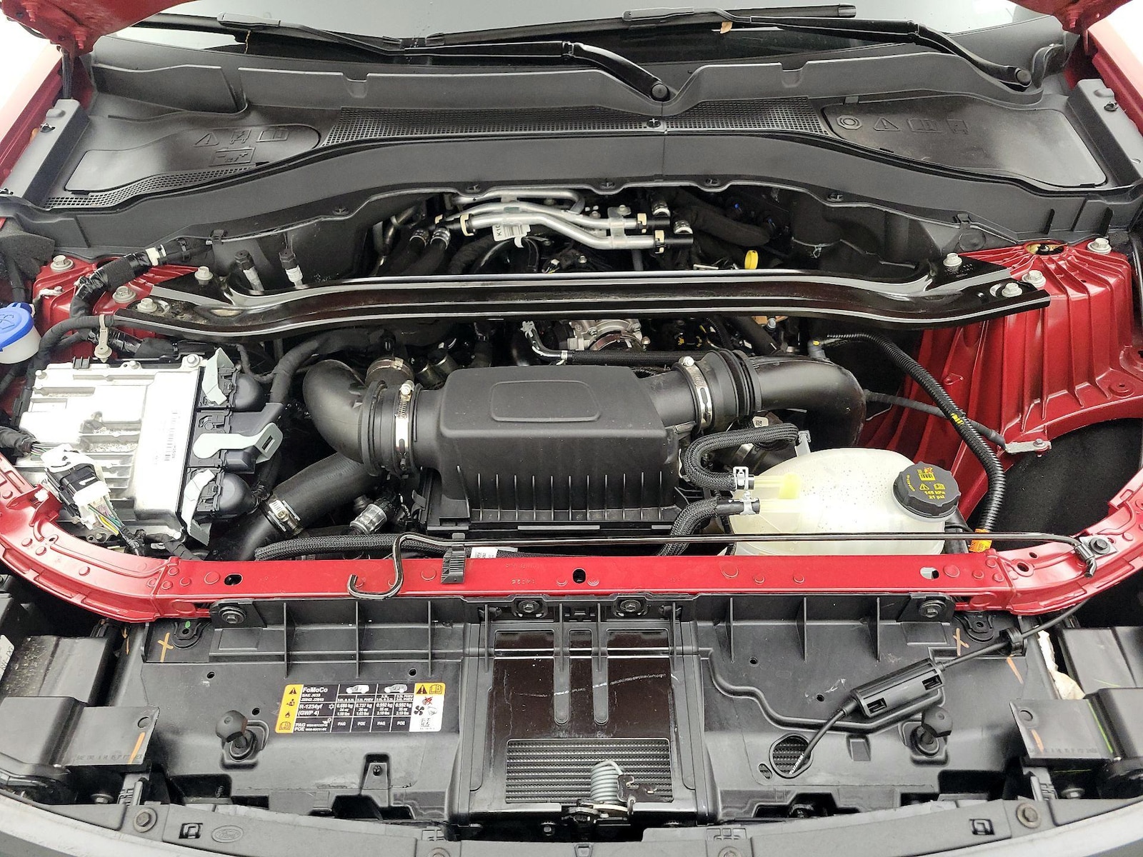 2025 Ford Explorer ST - Photo 23