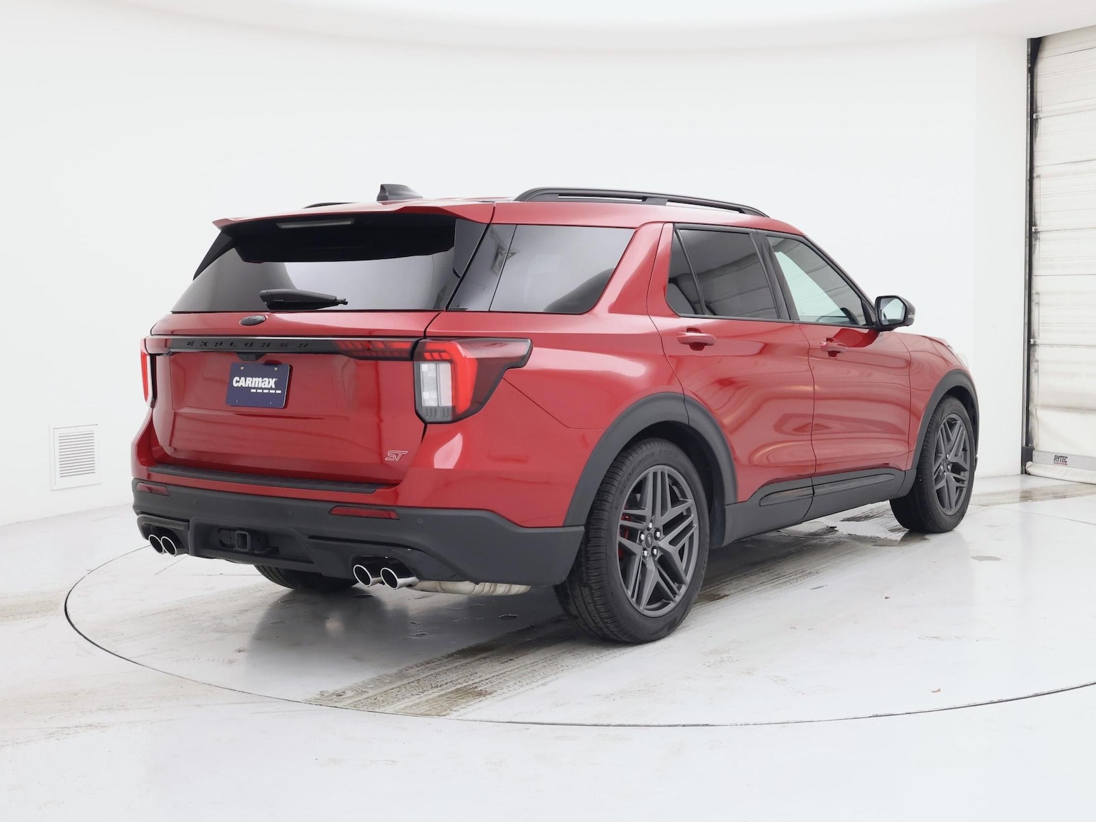 2025 Ford Explorer ST - Photo 9