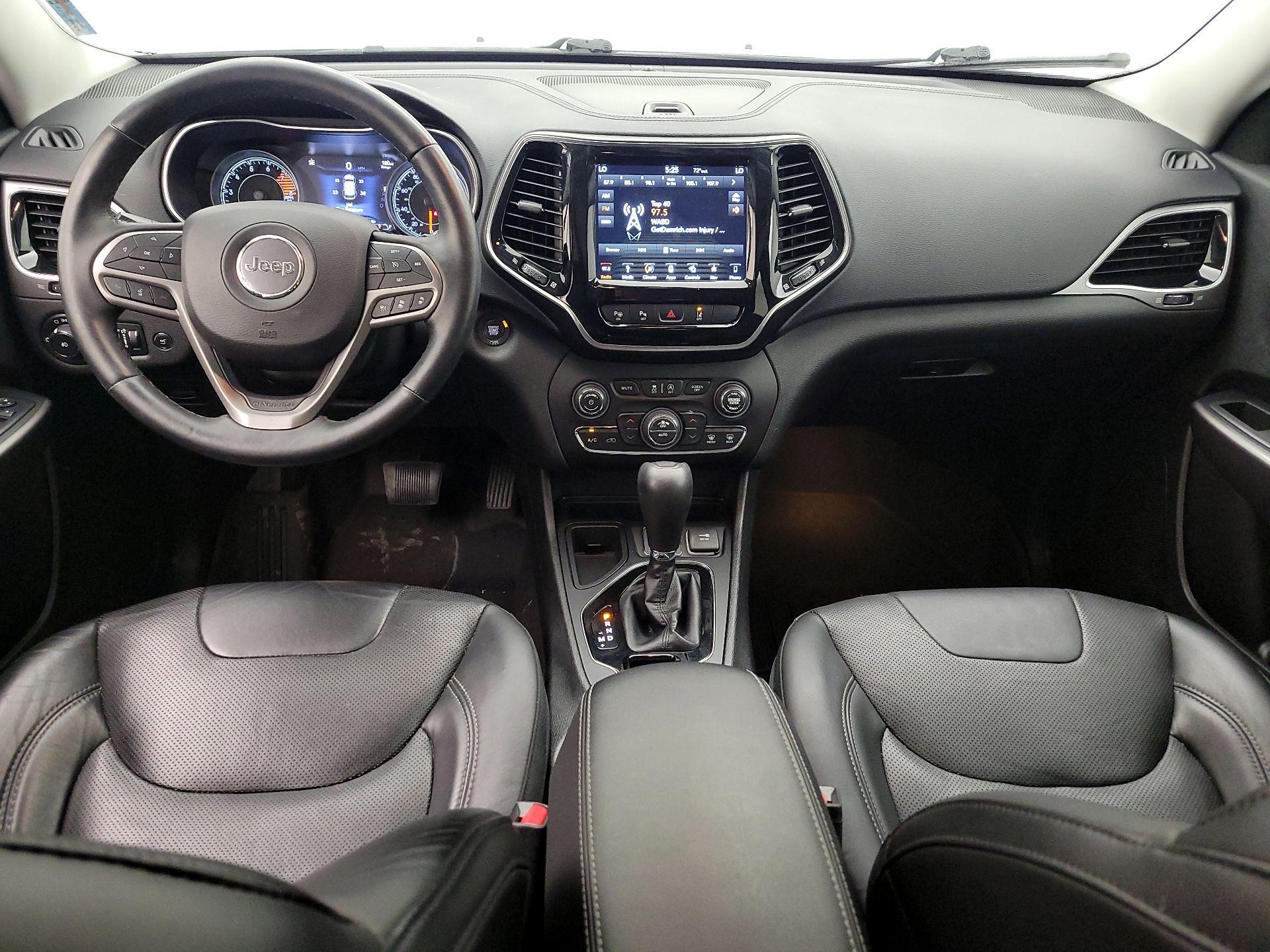 Thumbnail: 2019 Jeep Cherokee - 9