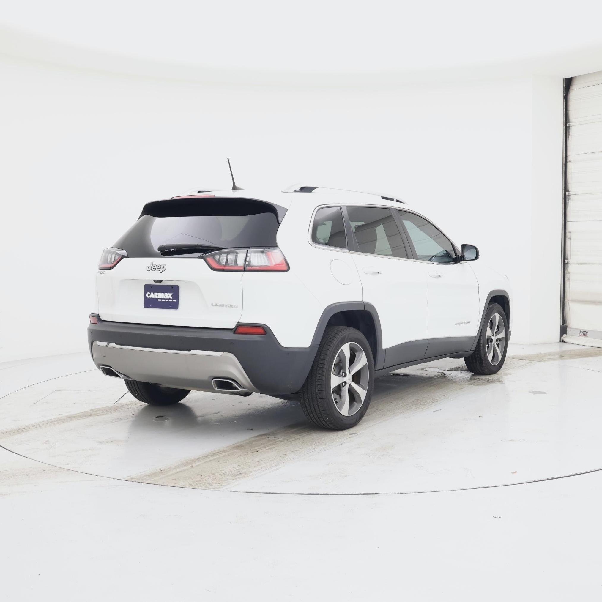 Thumbnail: 2019 Jeep Cherokee - 8