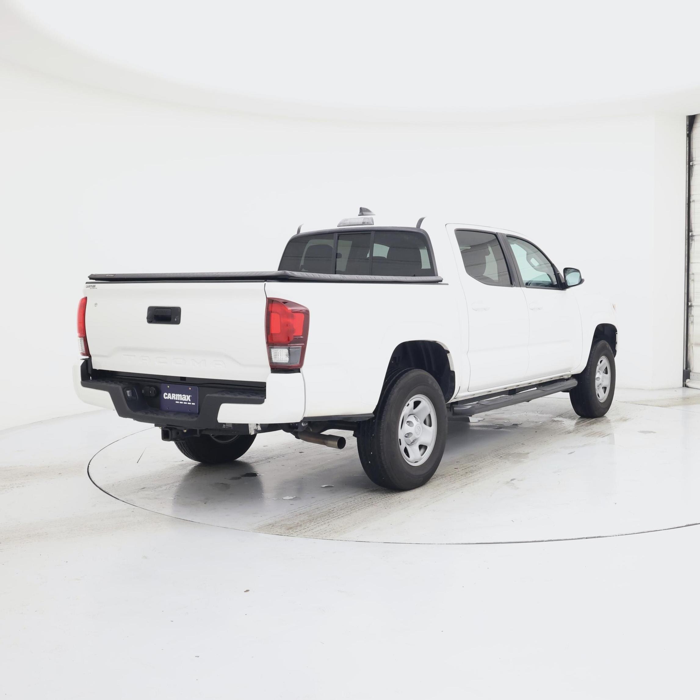 Thumbnail: 2022 Toyota Tacoma - 8