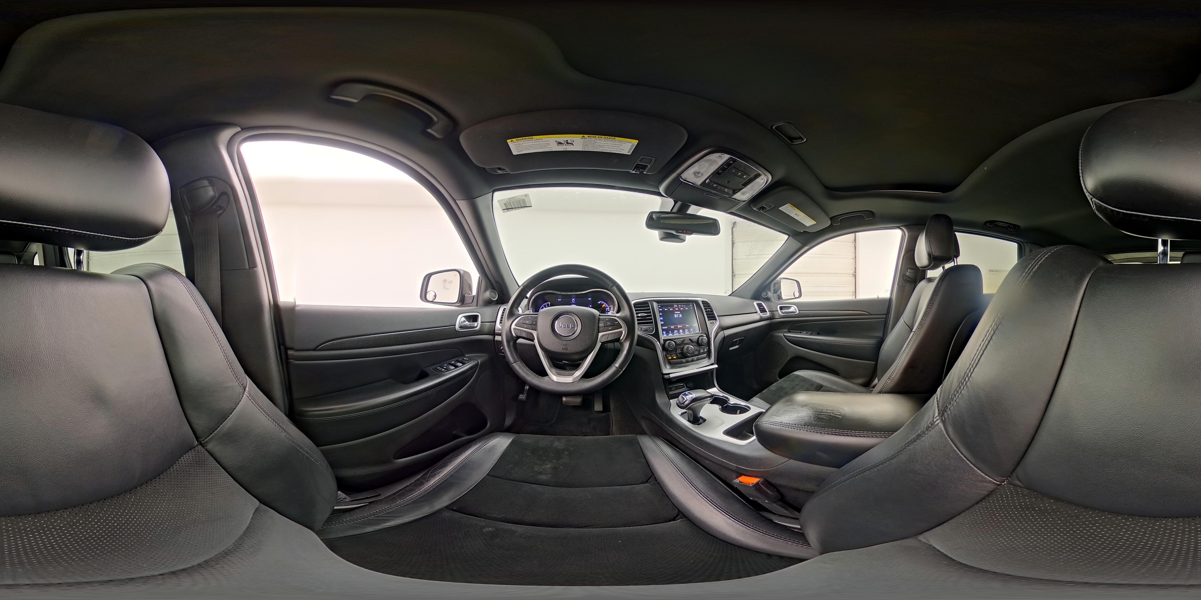 2015 Jeep Grand Cherokee Altitude - Photo 26