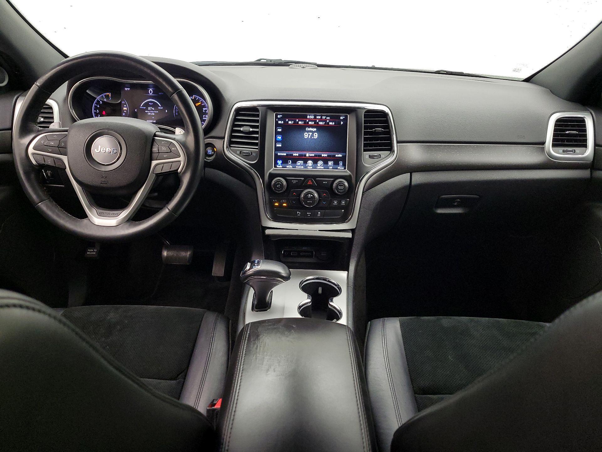 Thumbnail: 2015 Jeep Grand Cherokee - 9
