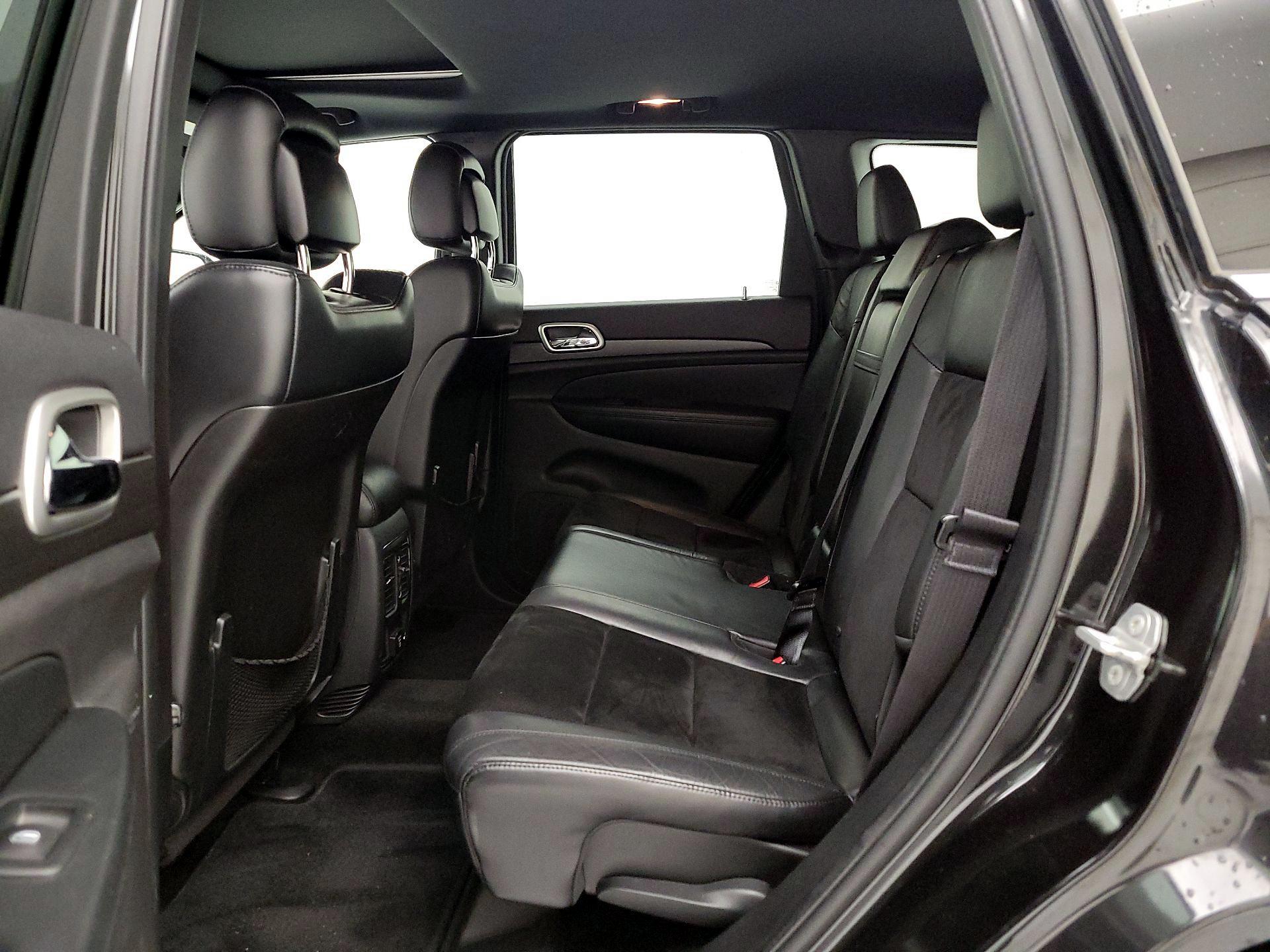 Thumbnail: 2015 Jeep Grand Cherokee - 19