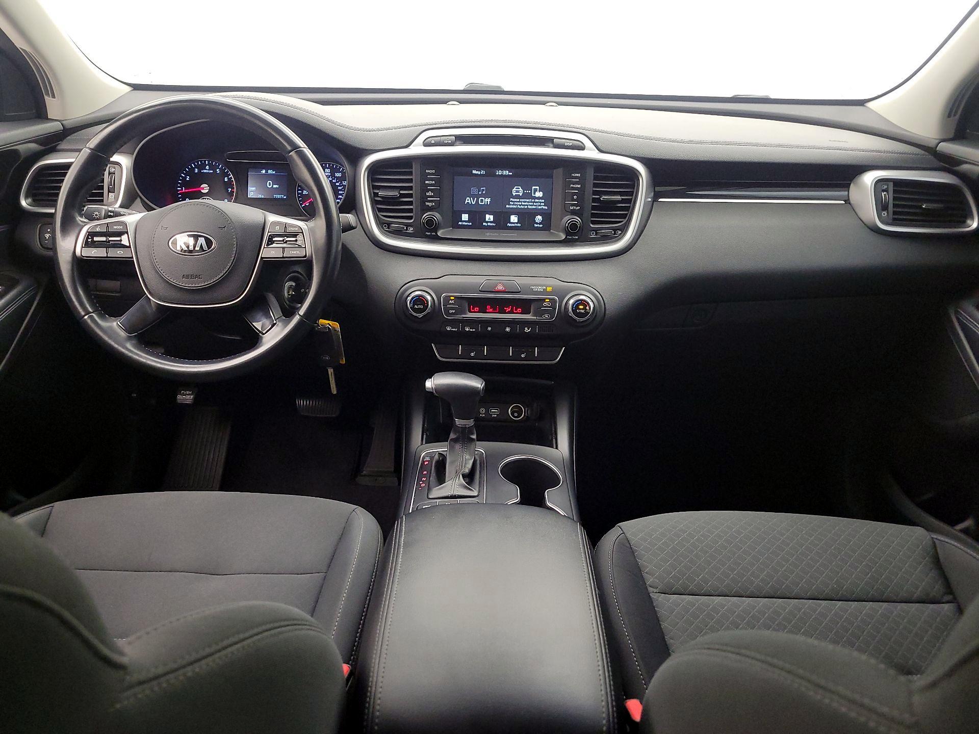 Thumbnail: 2019 Kia Sorento - 9