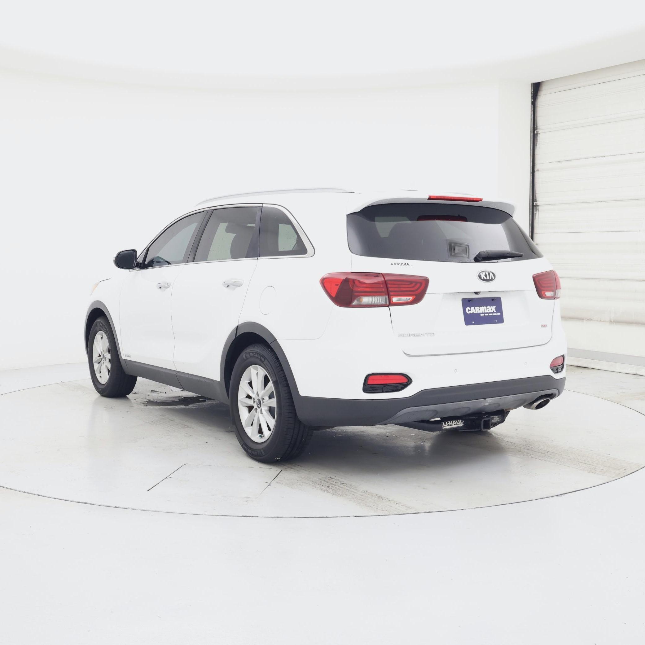 Thumbnail: 2019 Kia Sorento - 2