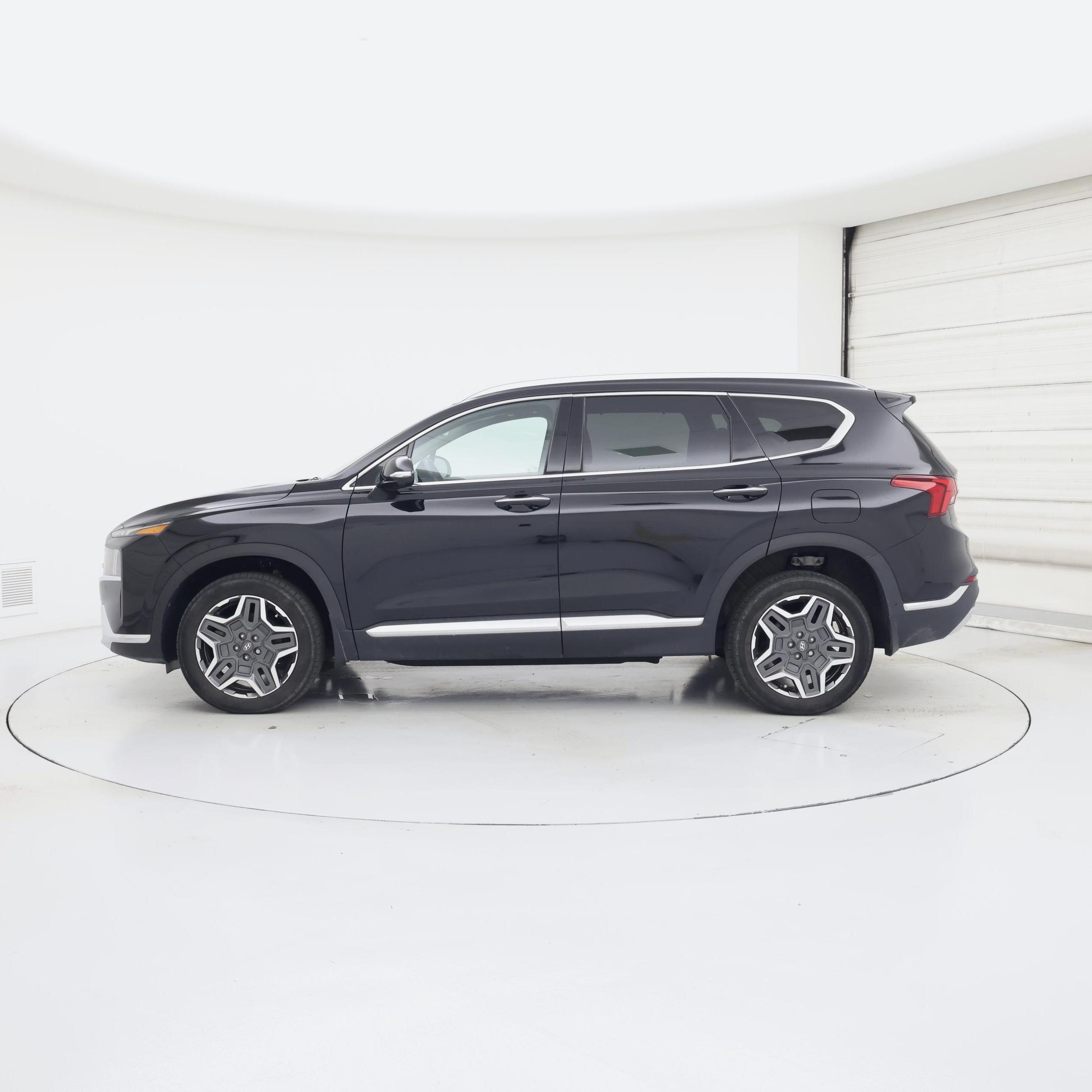 Thumbnail: 2023 Hyundai Santa Fe - 3
