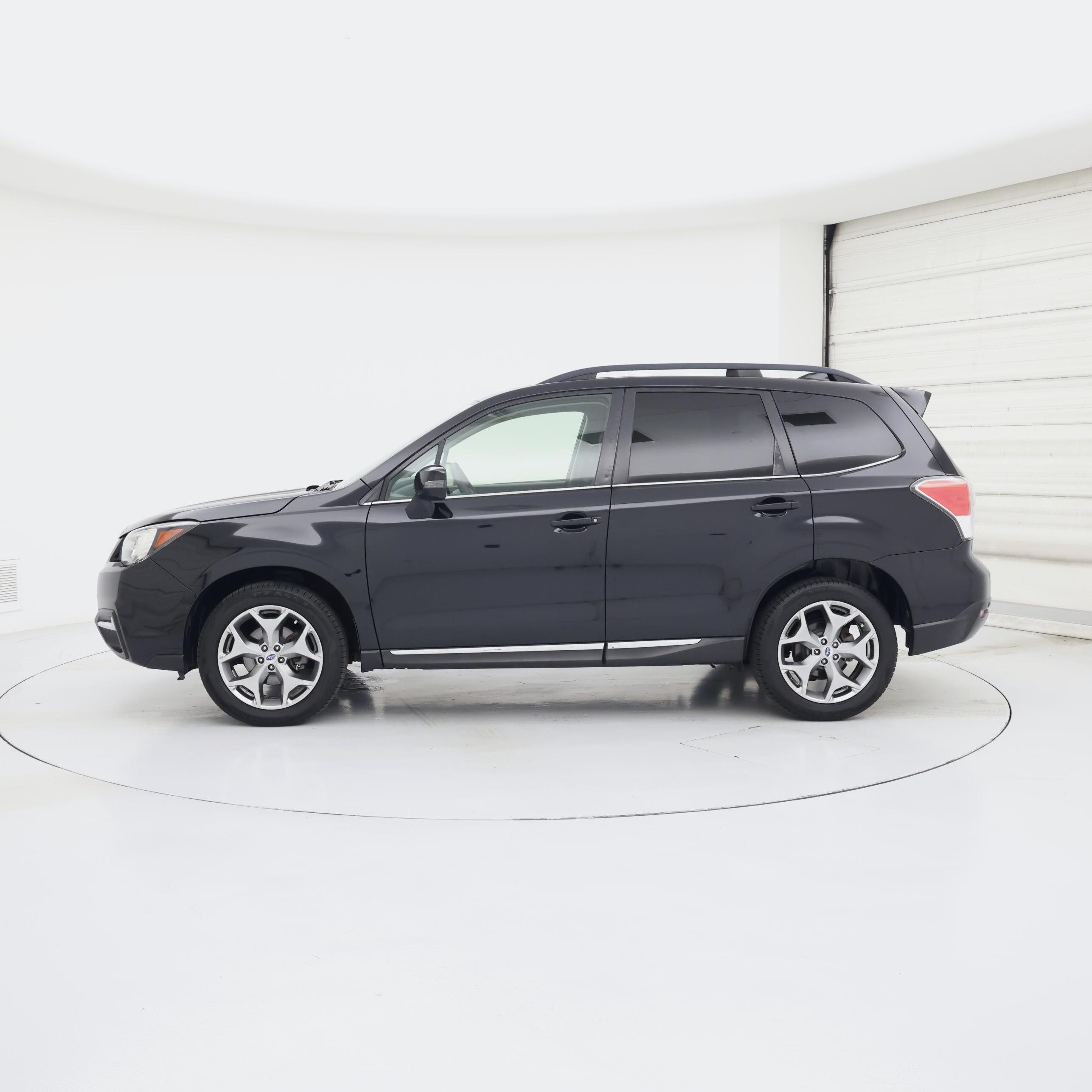 Thumbnail: 2017 Subaru Forester - 3