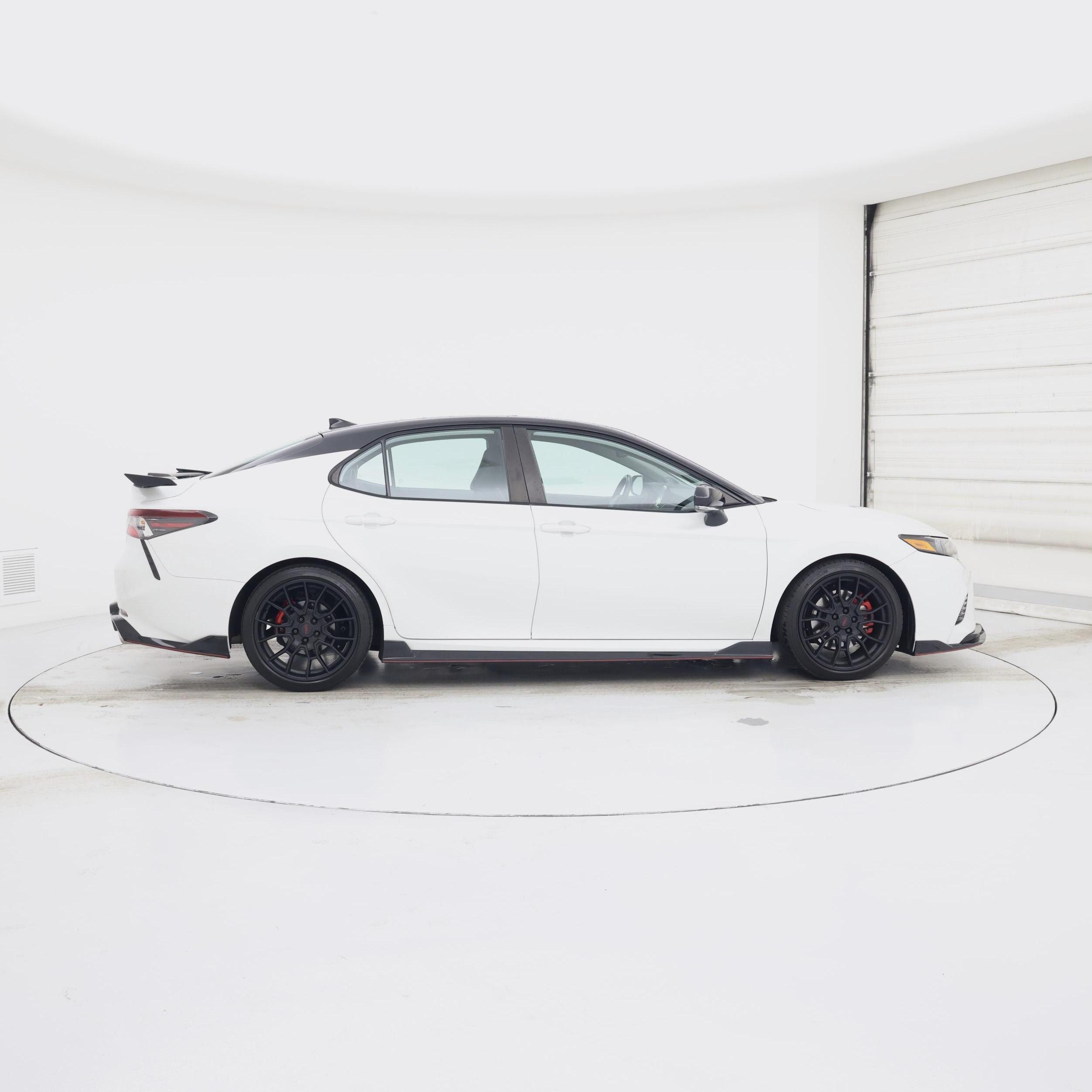 Thumbnail: 2022 Toyota Camry - 7