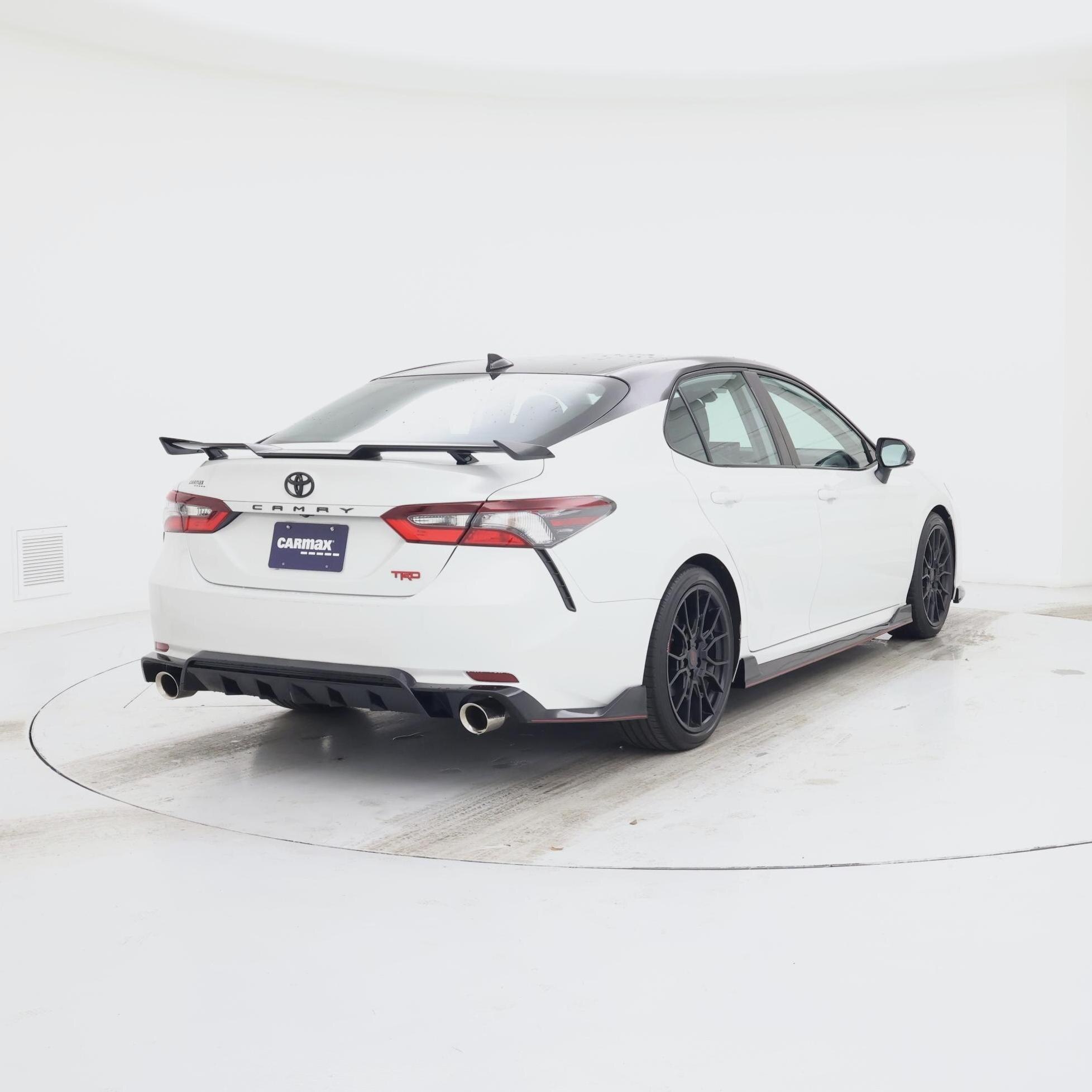 Thumbnail: 2022 Toyota Camry - 8