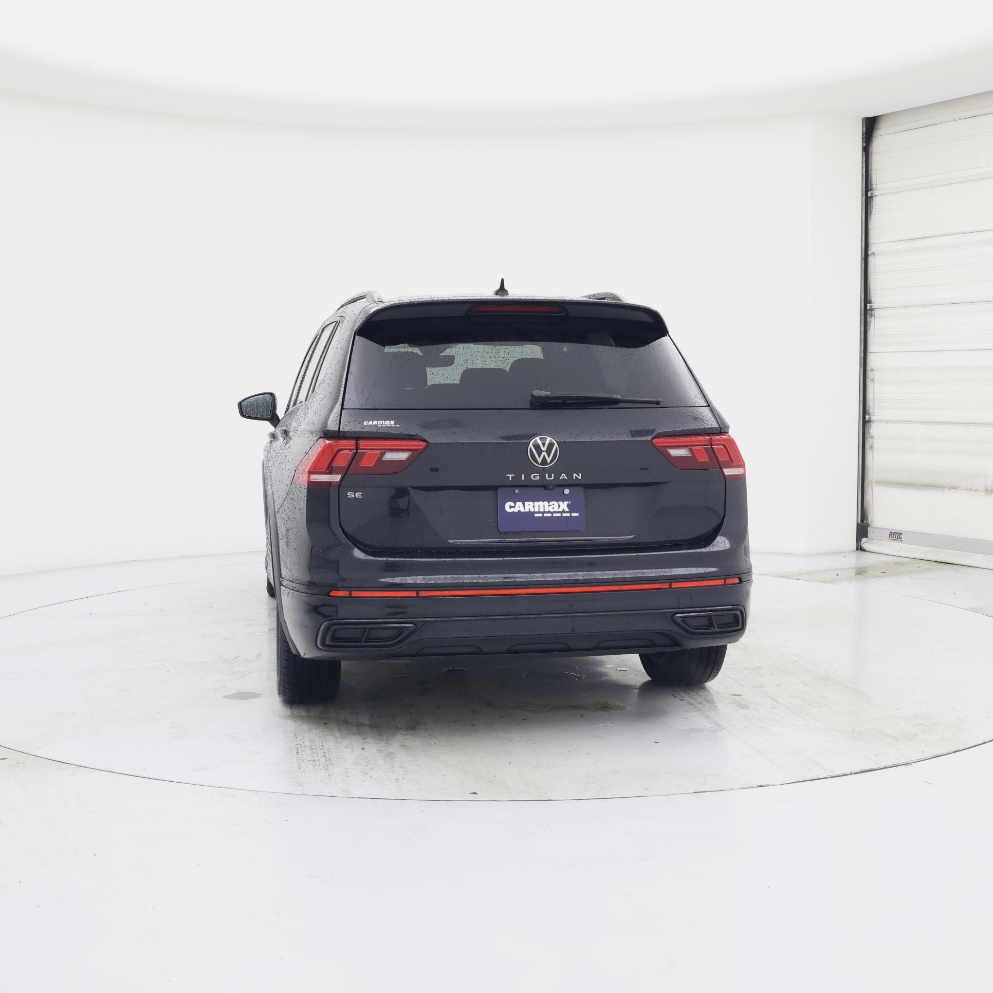 Thumbnail: 2022 Volkswagen Tiguan - 6