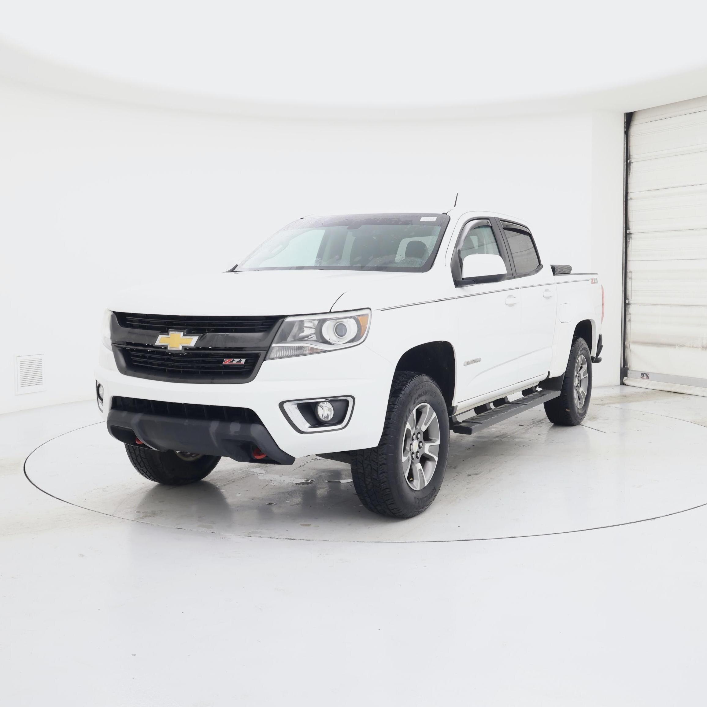 Thumbnail: 2017 Chevrolet Colorado - 4