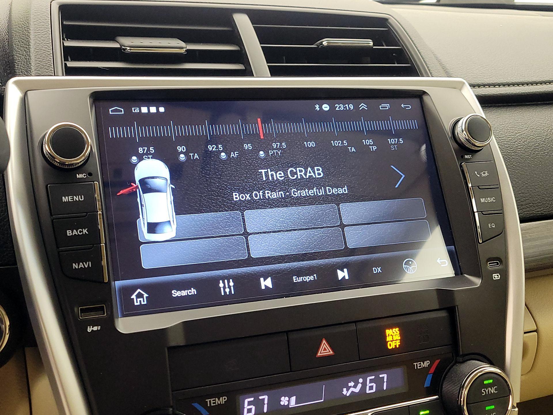 Thumbnail: 2016 Toyota Camry - 15