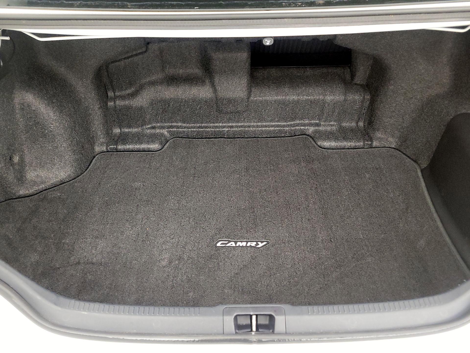 Thumbnail: 2016 Toyota Camry - 20