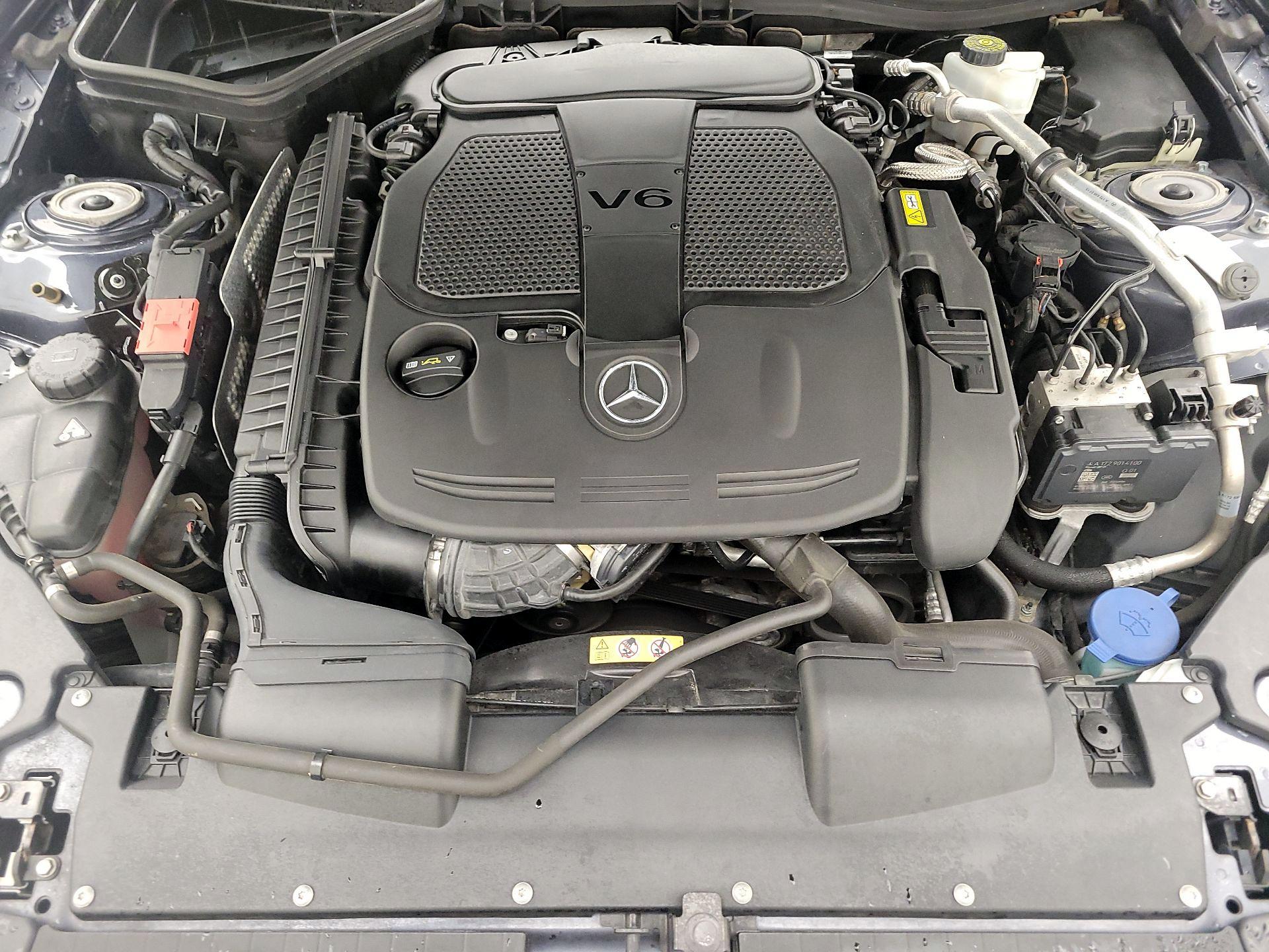 Thumbnail: 2015 Mercedes-Benz SLK - 17