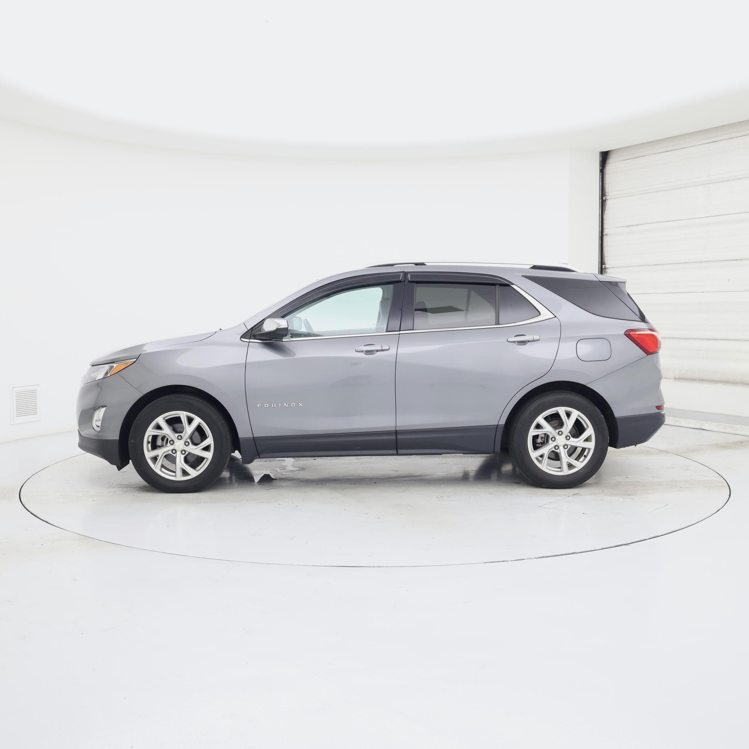 Thumbnail: 2018 Chevrolet Equinox - 3
