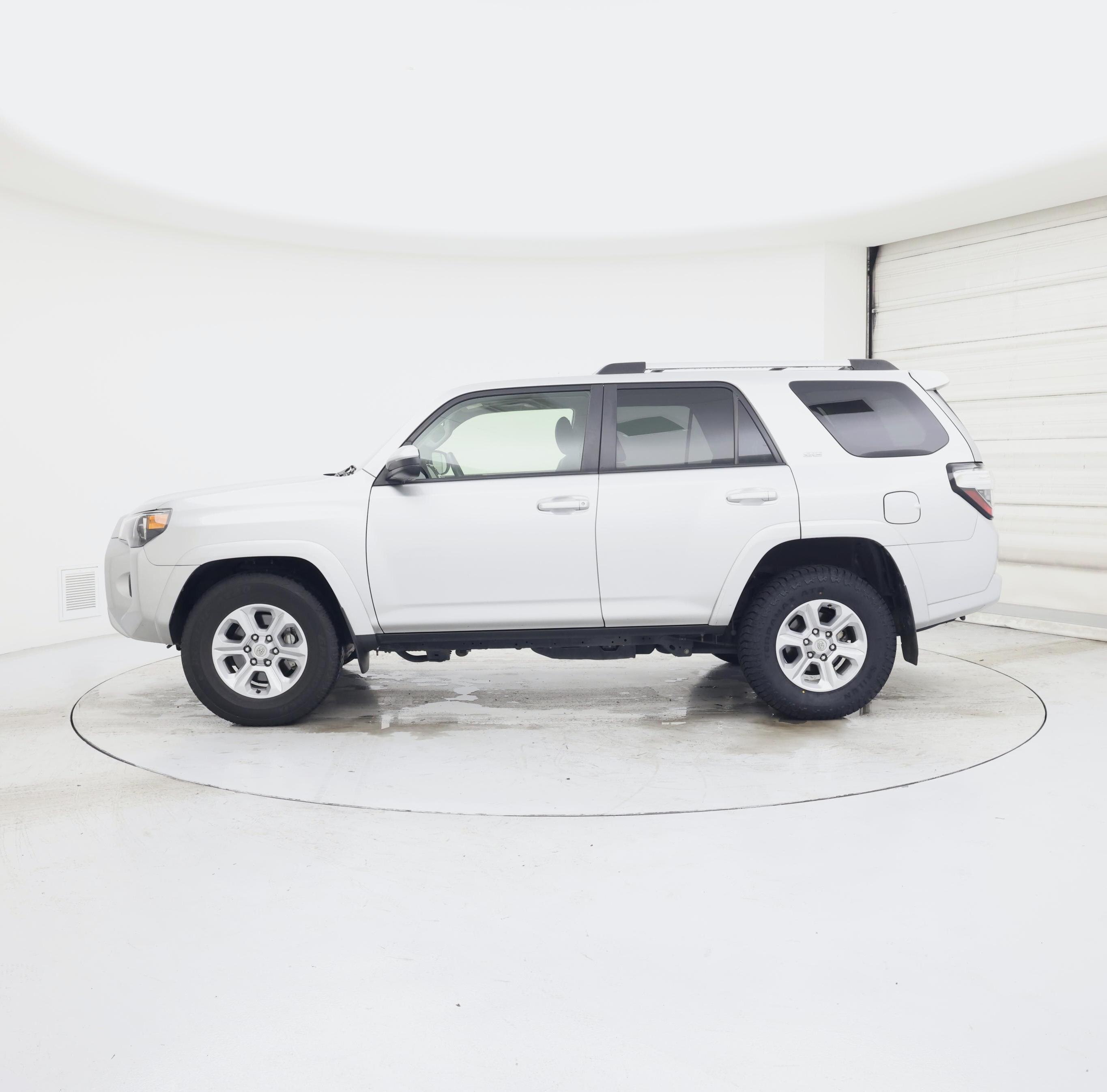 Thumbnail: 2022 Toyota 4Runner - 3