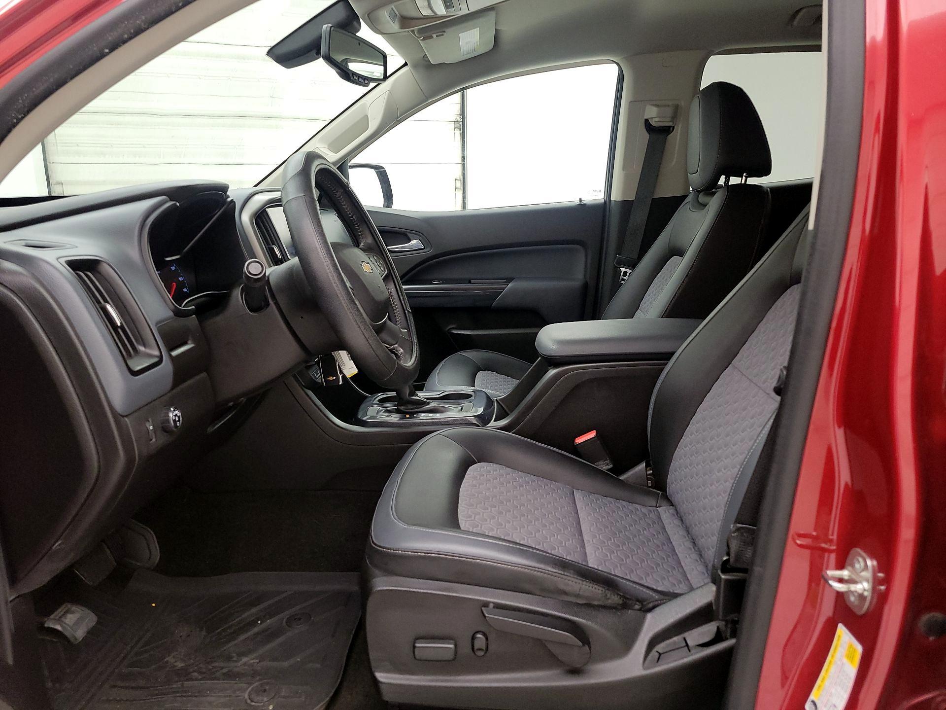 Thumbnail: 2015 Chevrolet Colorado - 11