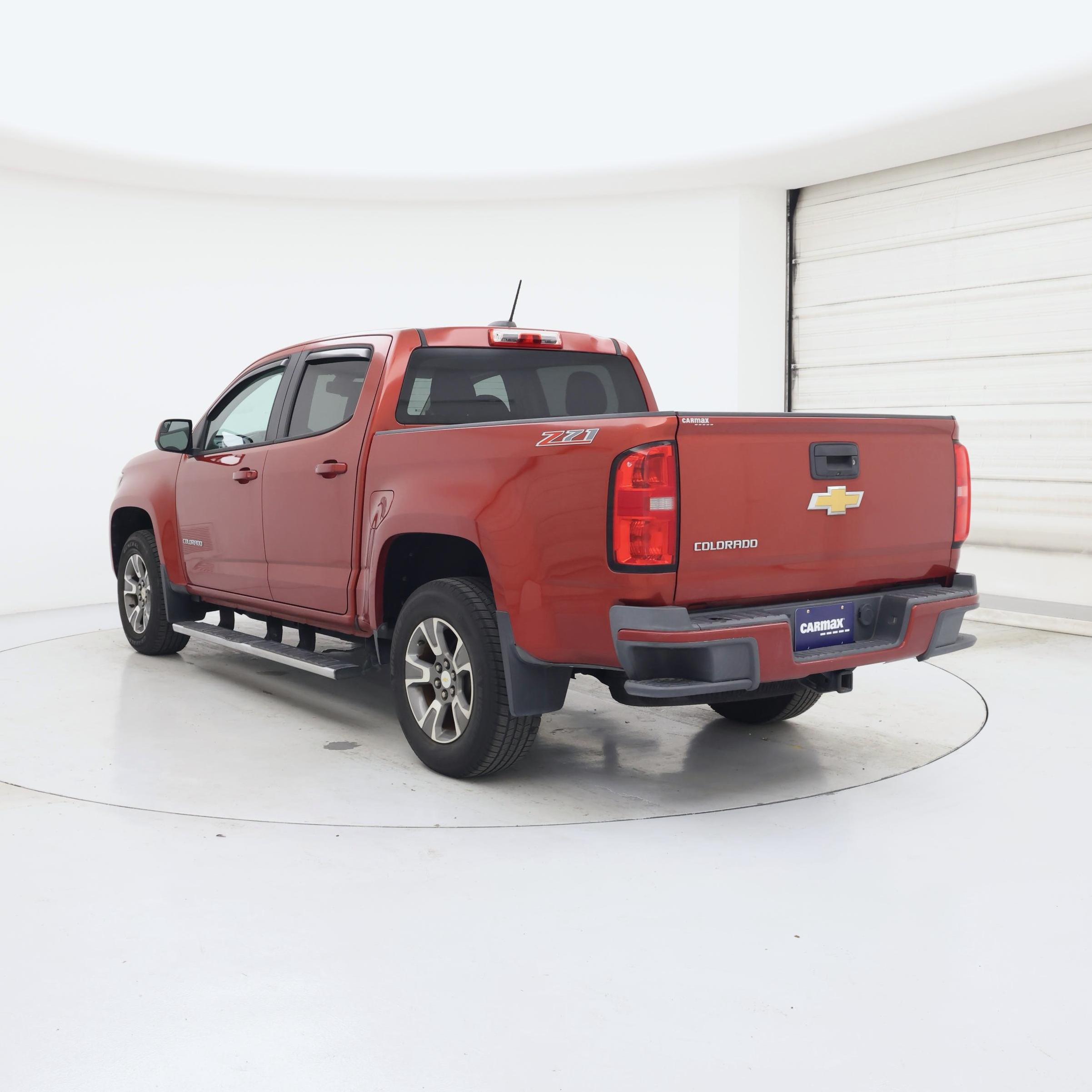 Thumbnail: 2015 Chevrolet Colorado - 2