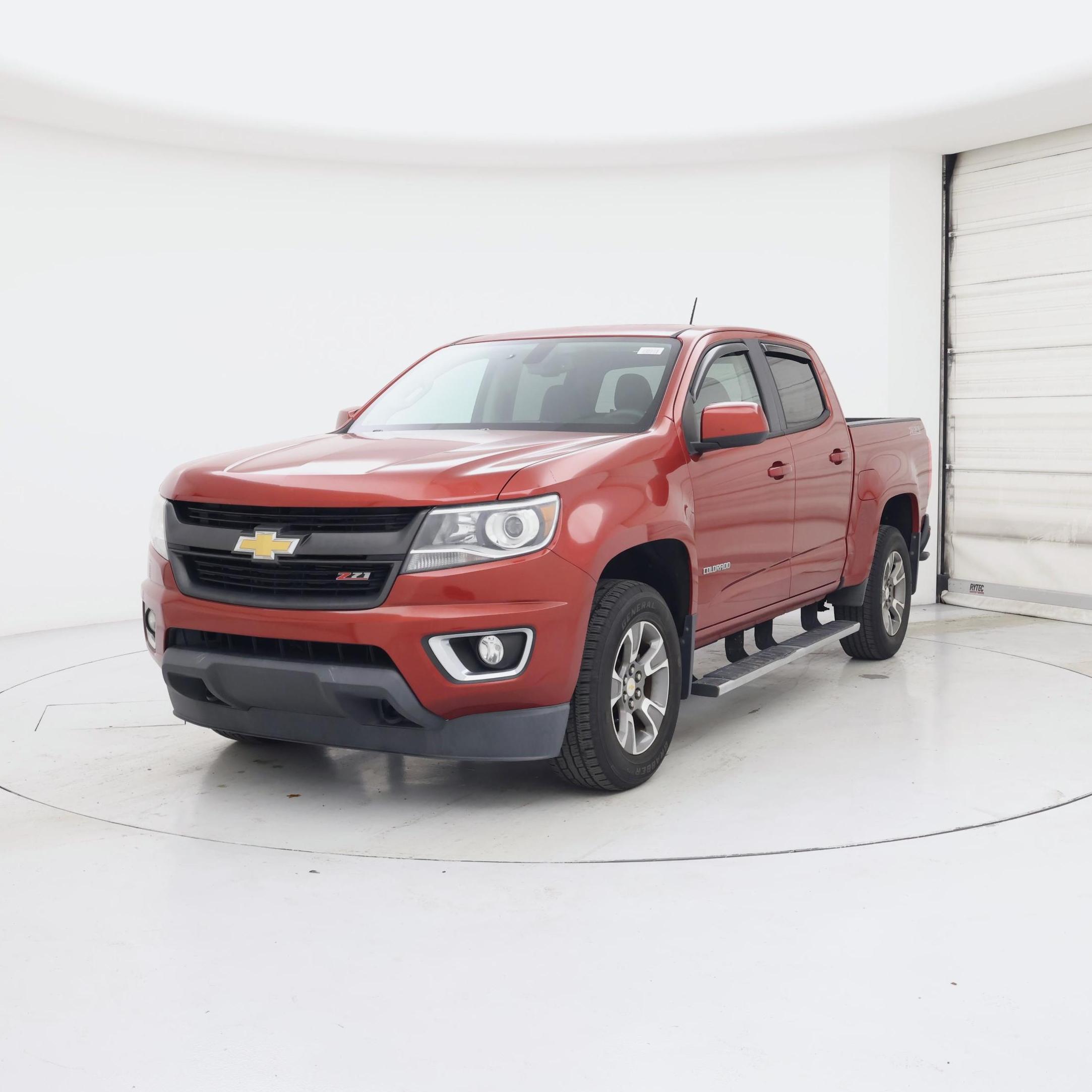 Thumbnail: 2015 Chevrolet Colorado - 4