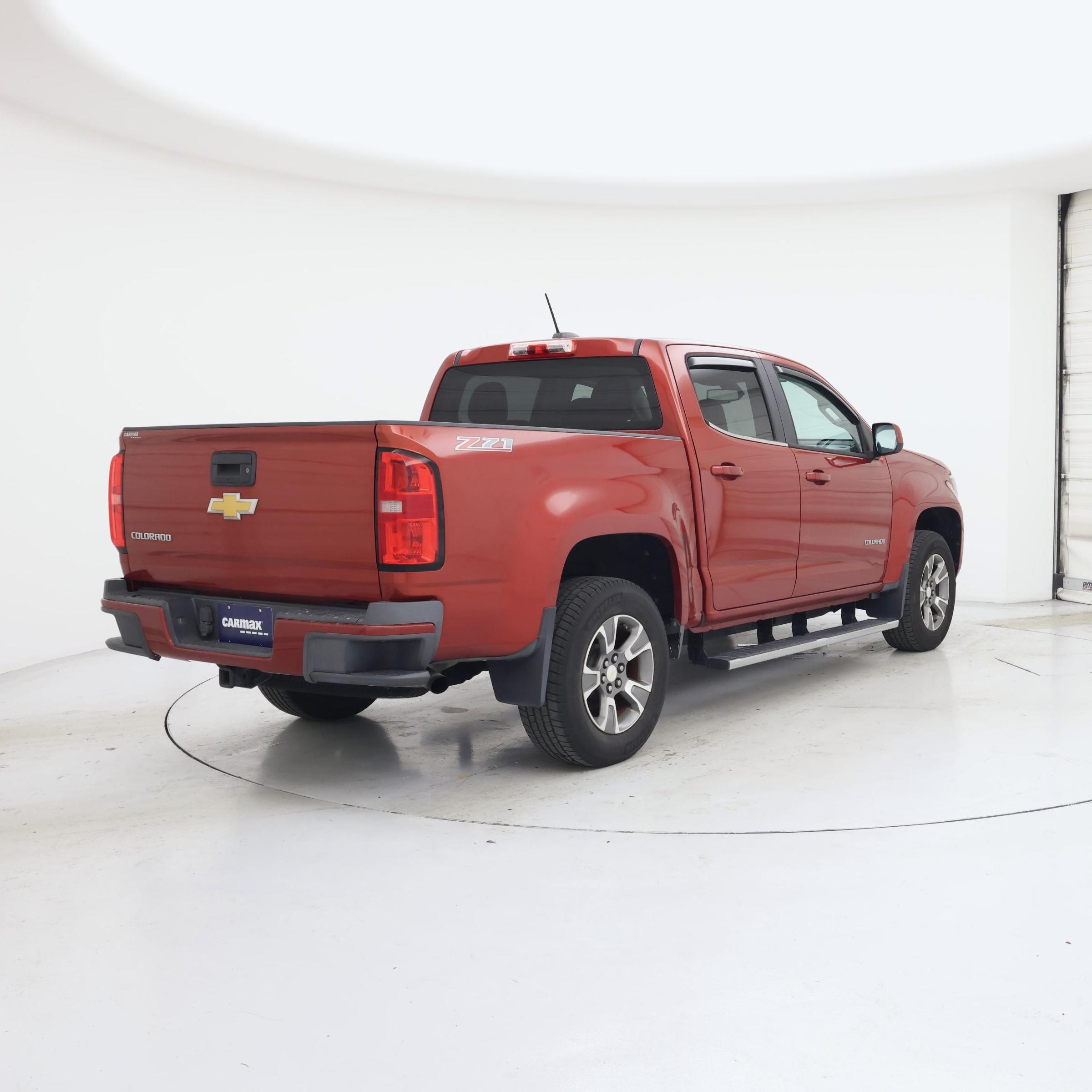 Thumbnail: 2015 Chevrolet Colorado - 8