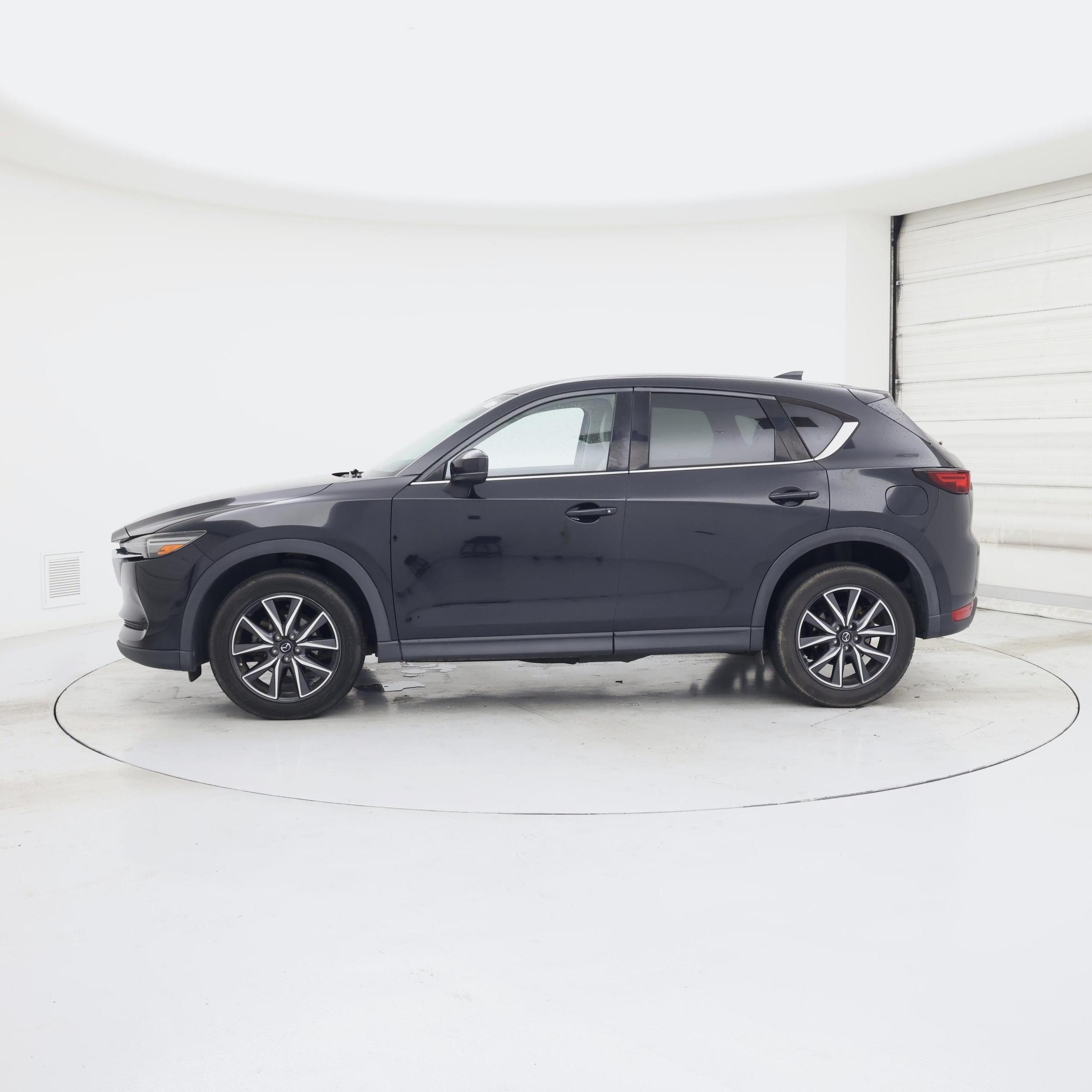 Thumbnail: 2017 Mazda CX-5 - 3