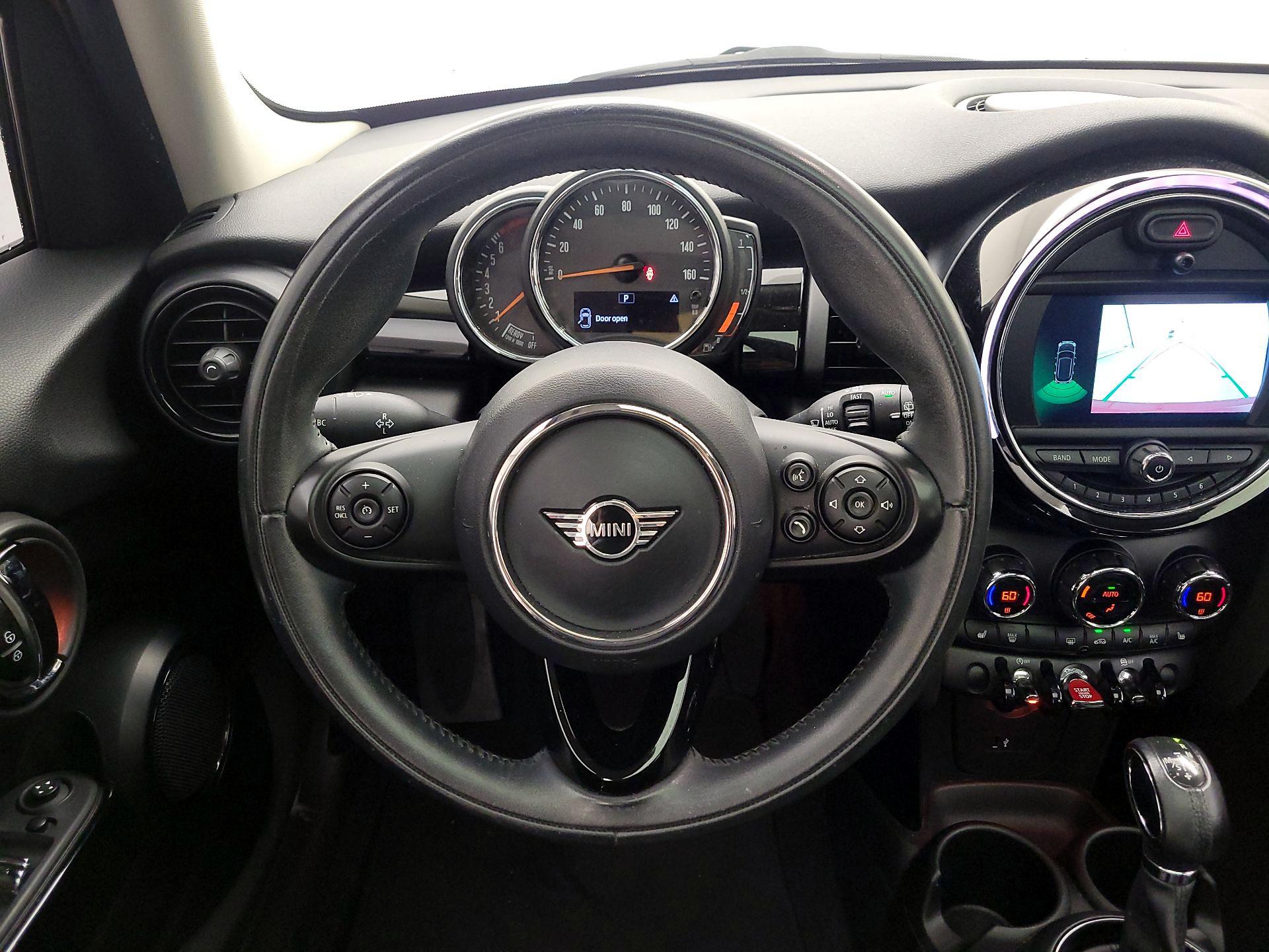 Thumbnail: 2019 MINI Cooper Hardtop - 10