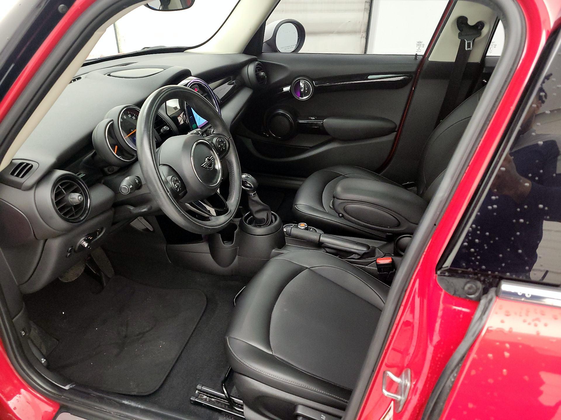 Thumbnail: 2019 MINI Cooper Hardtop - 11