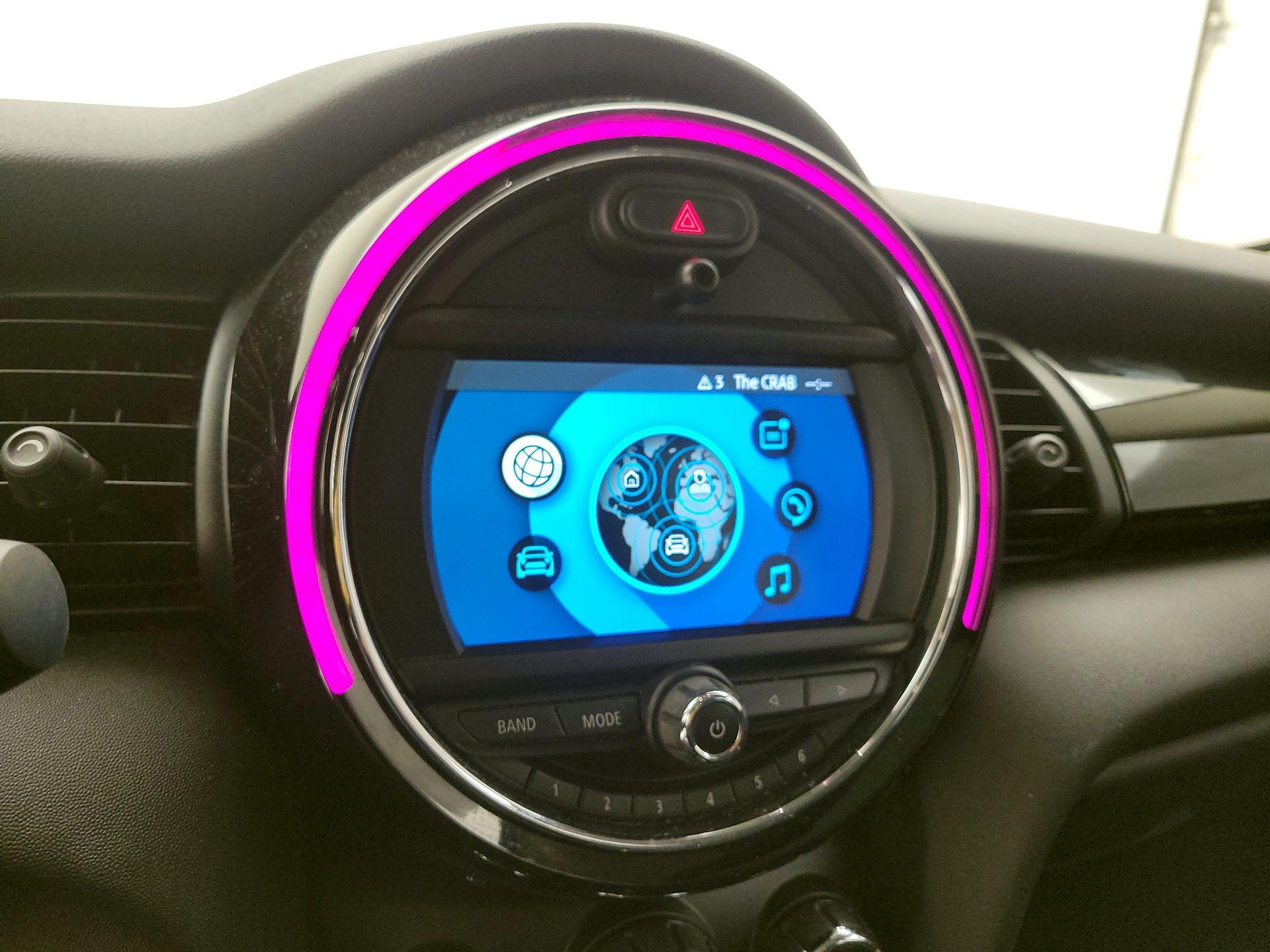 Thumbnail: 2019 MINI Cooper Hardtop - 15