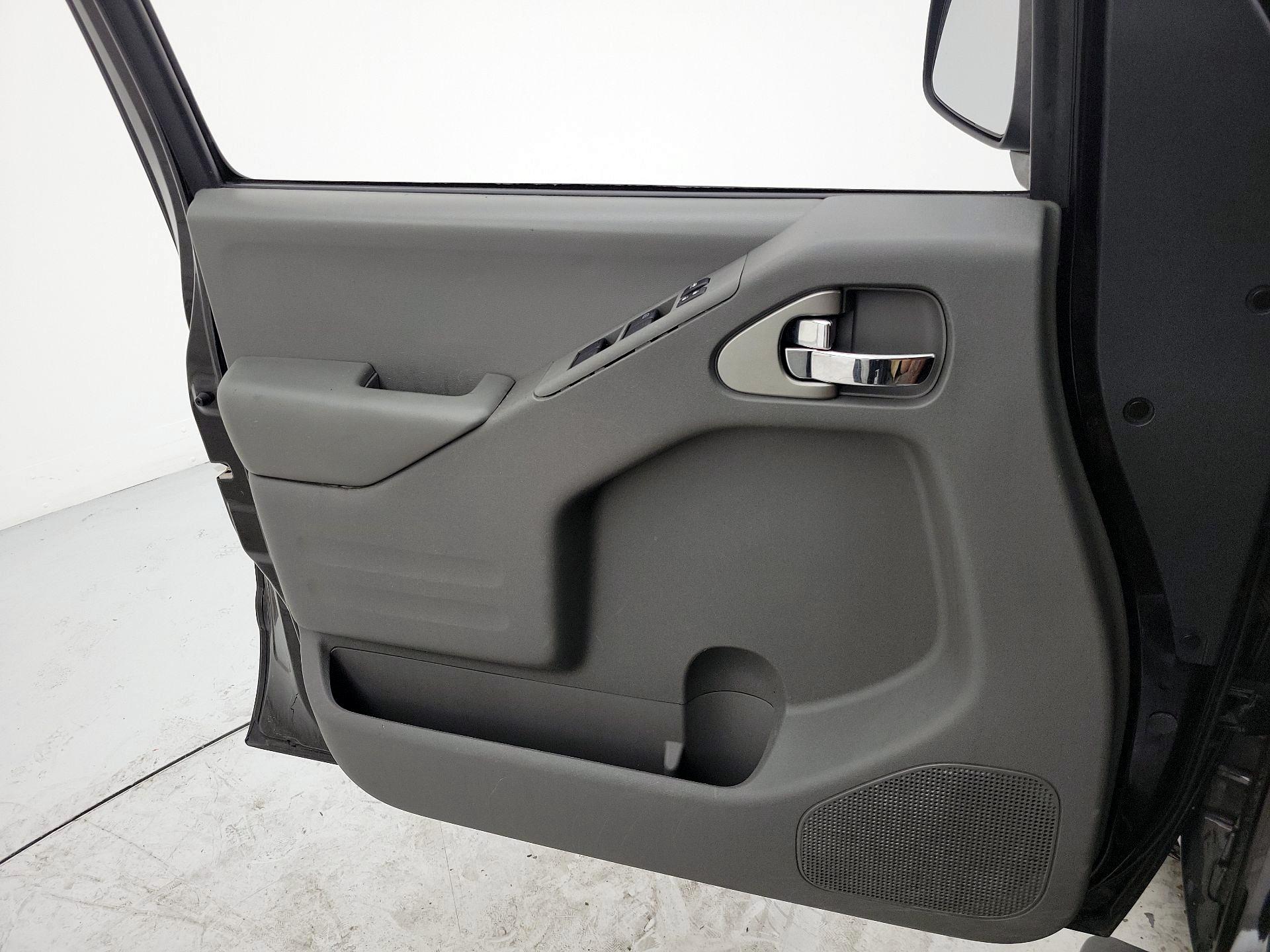Thumbnail: 2017 Nissan Frontier - 12