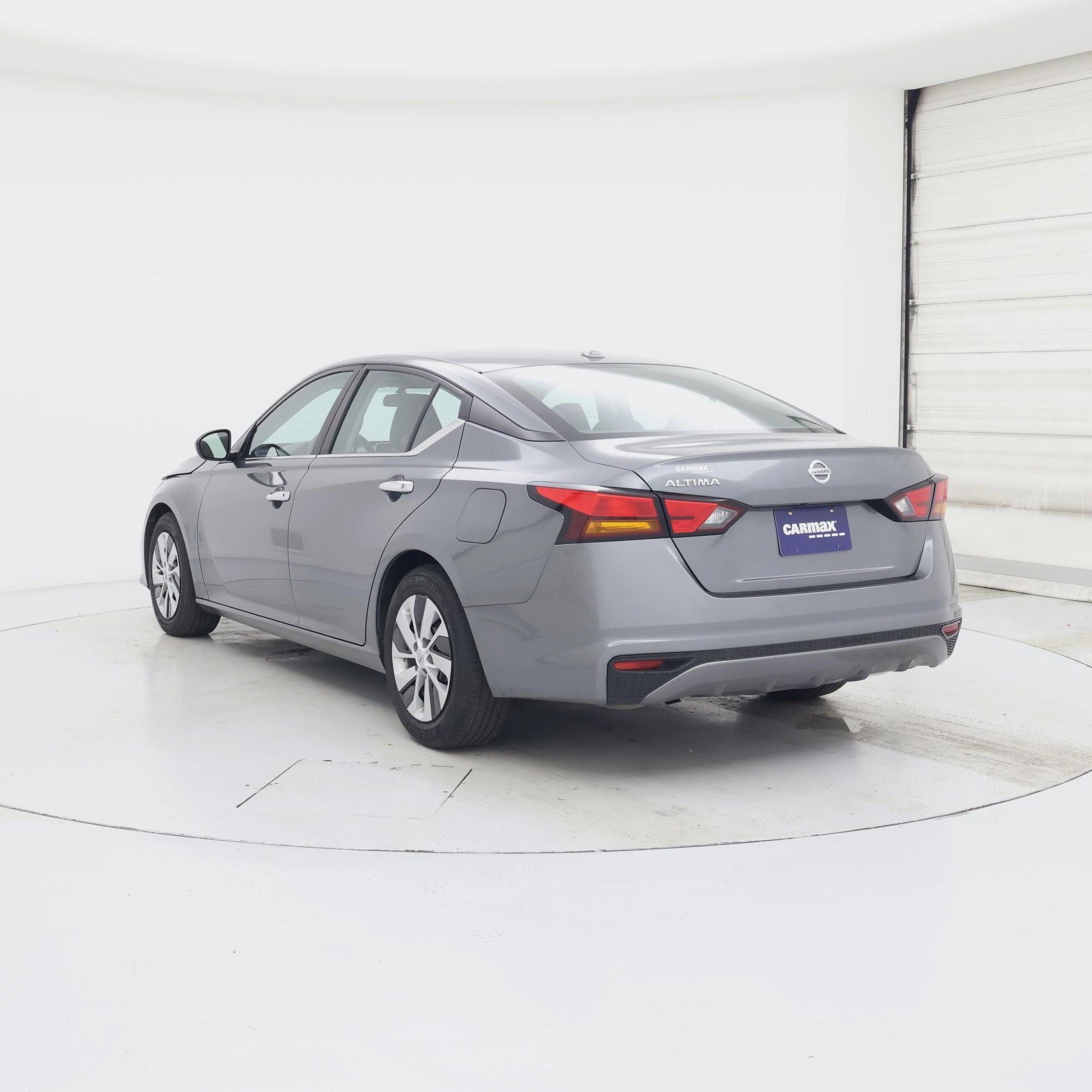 Thumbnail: 2020 Nissan Altima - 2