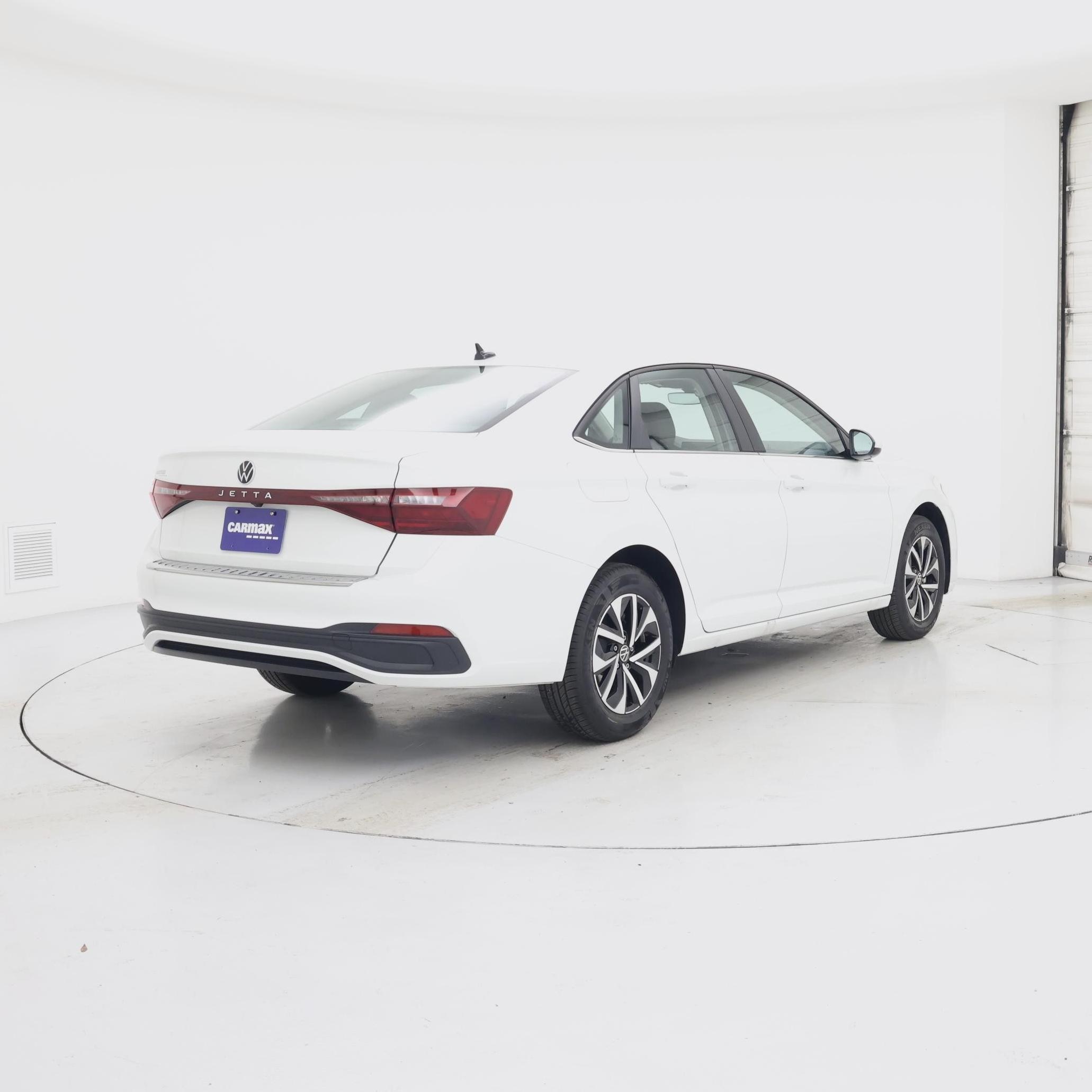 Thumbnail: 2025 Volkswagen Jetta - 8