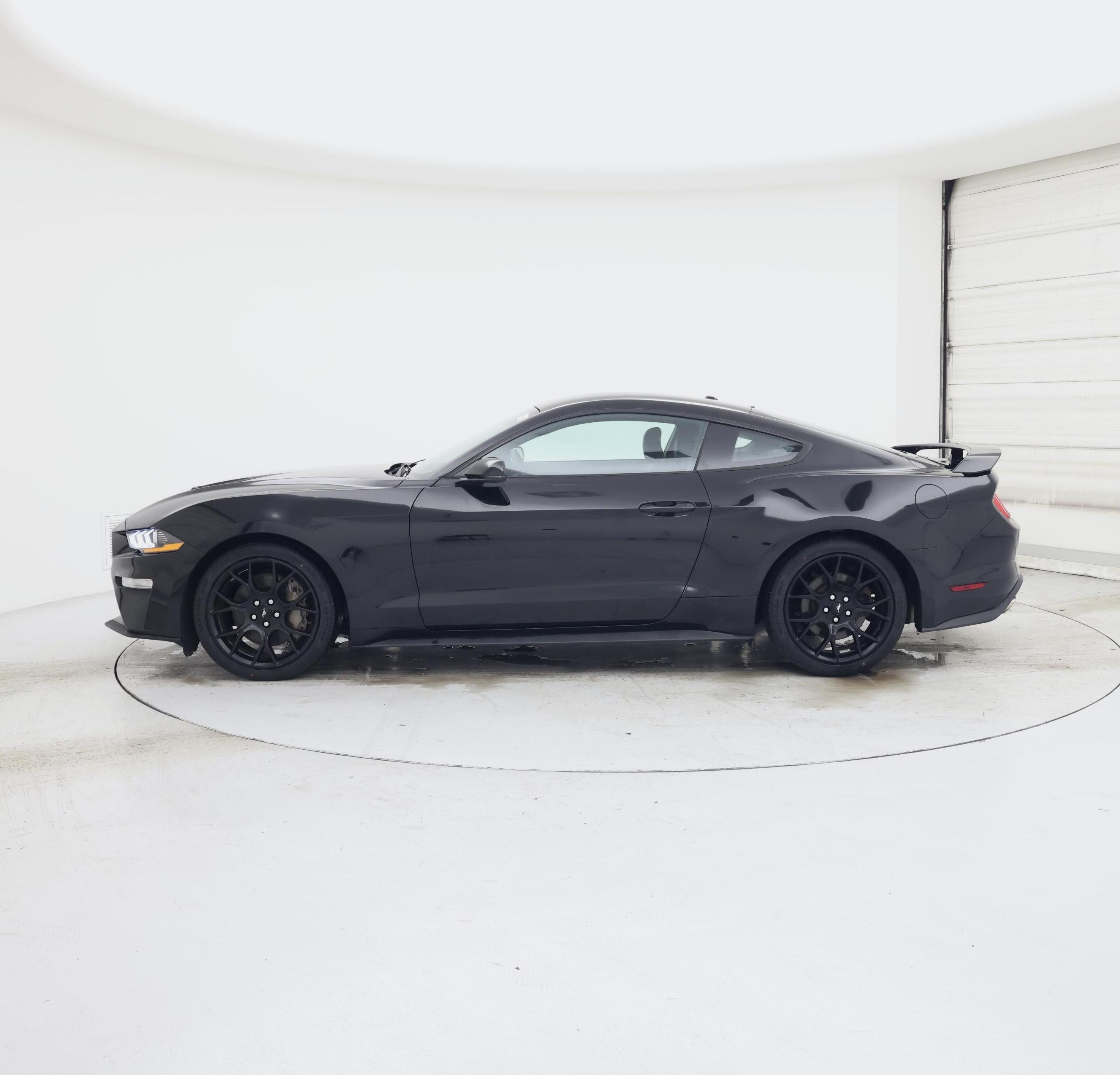 Thumbnail: 2018 Ford Mustang - 3