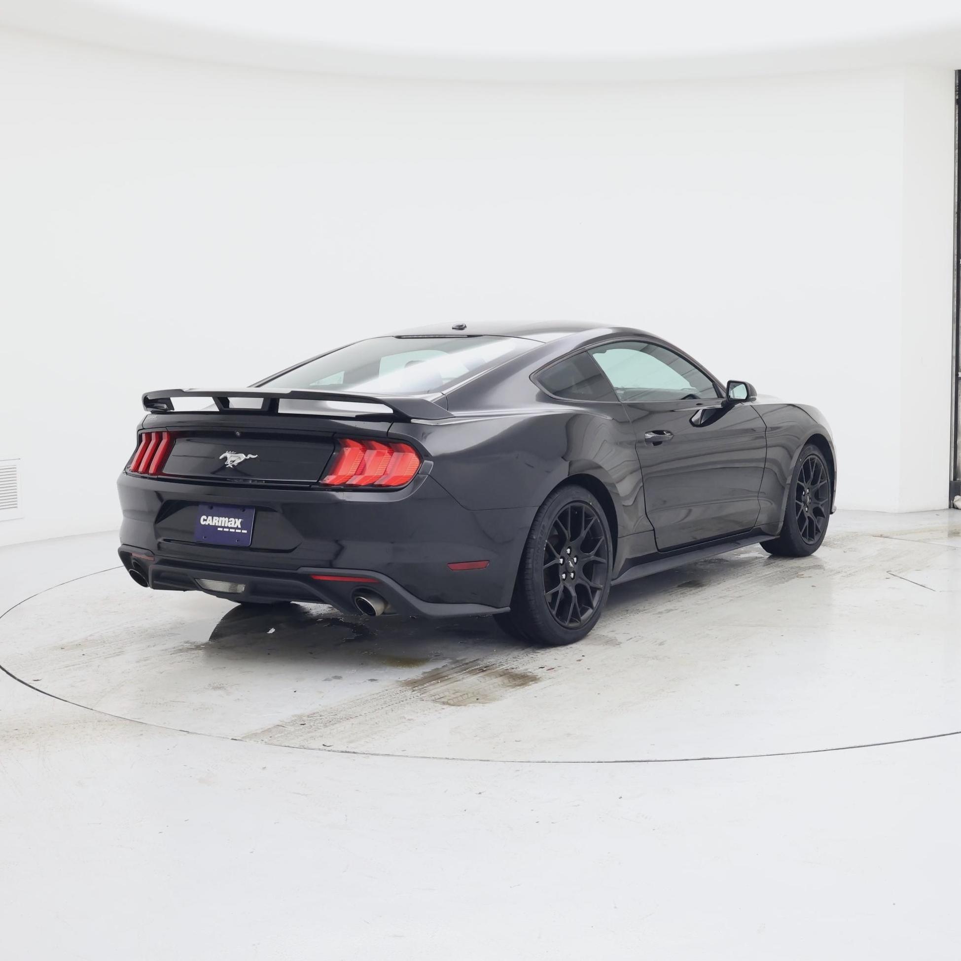 Thumbnail: 2018 Ford Mustang - 8