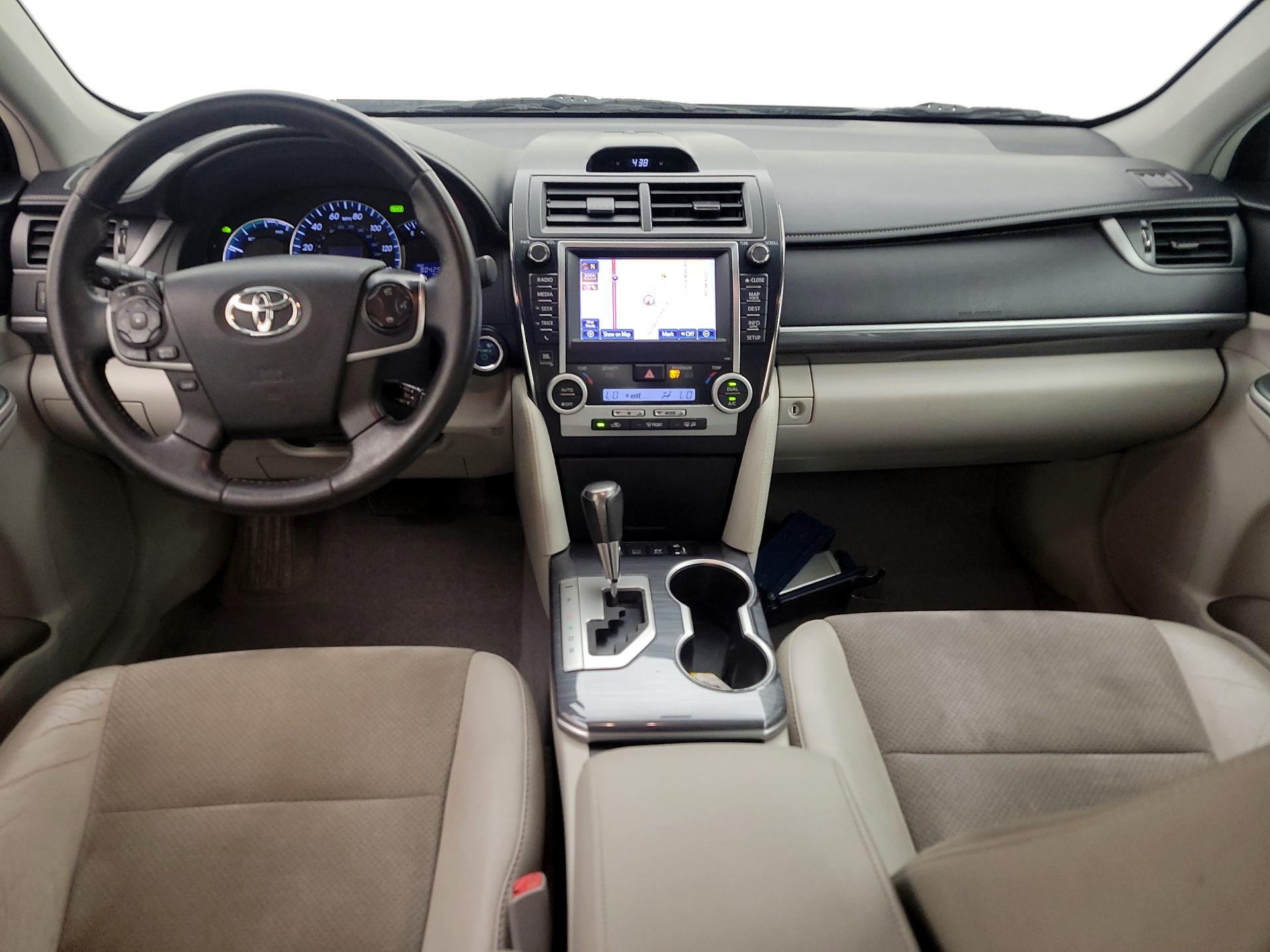 Thumbnail: 2014 Toyota Camry - 9