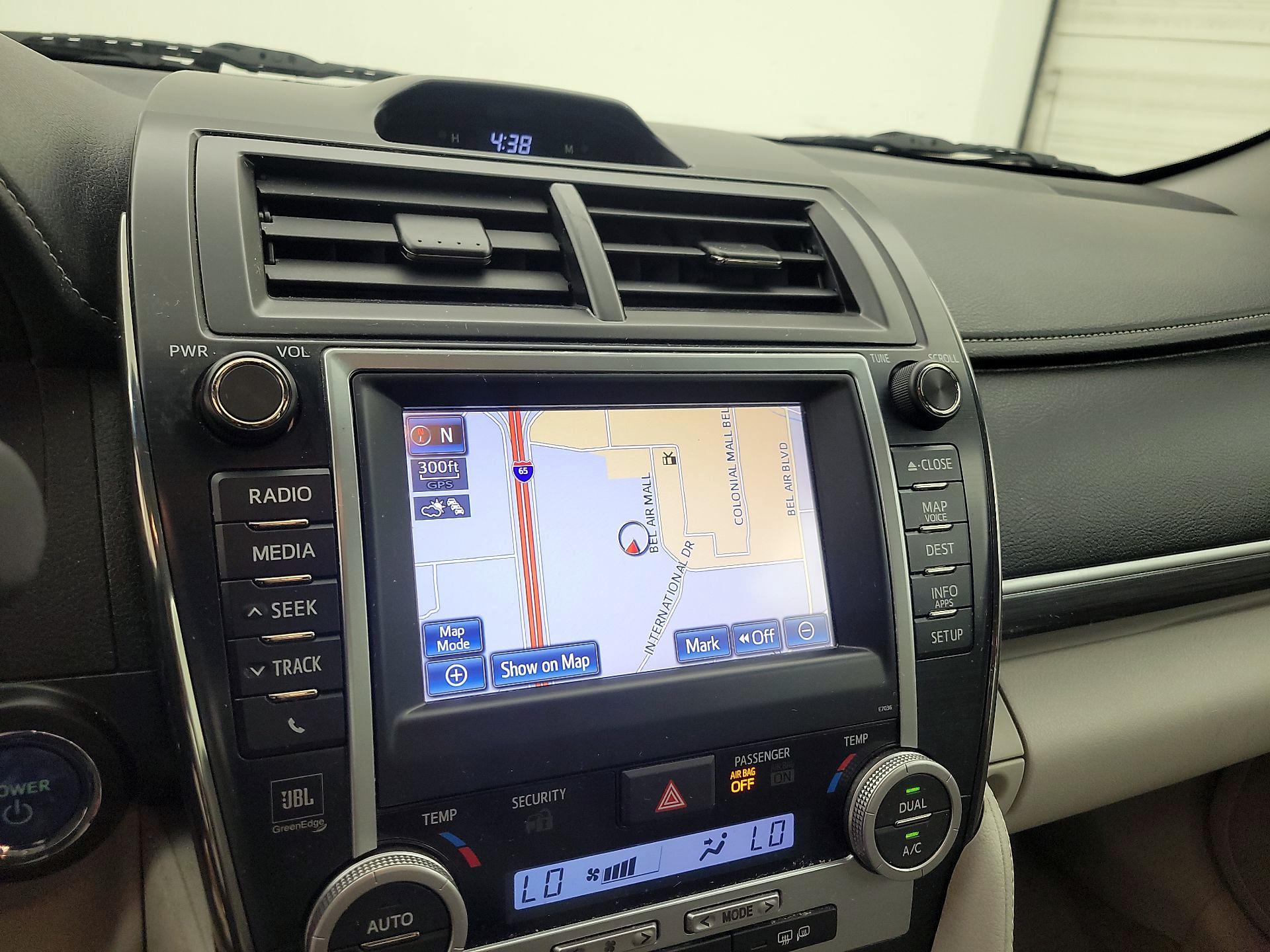 Thumbnail: 2014 Toyota Camry - 13