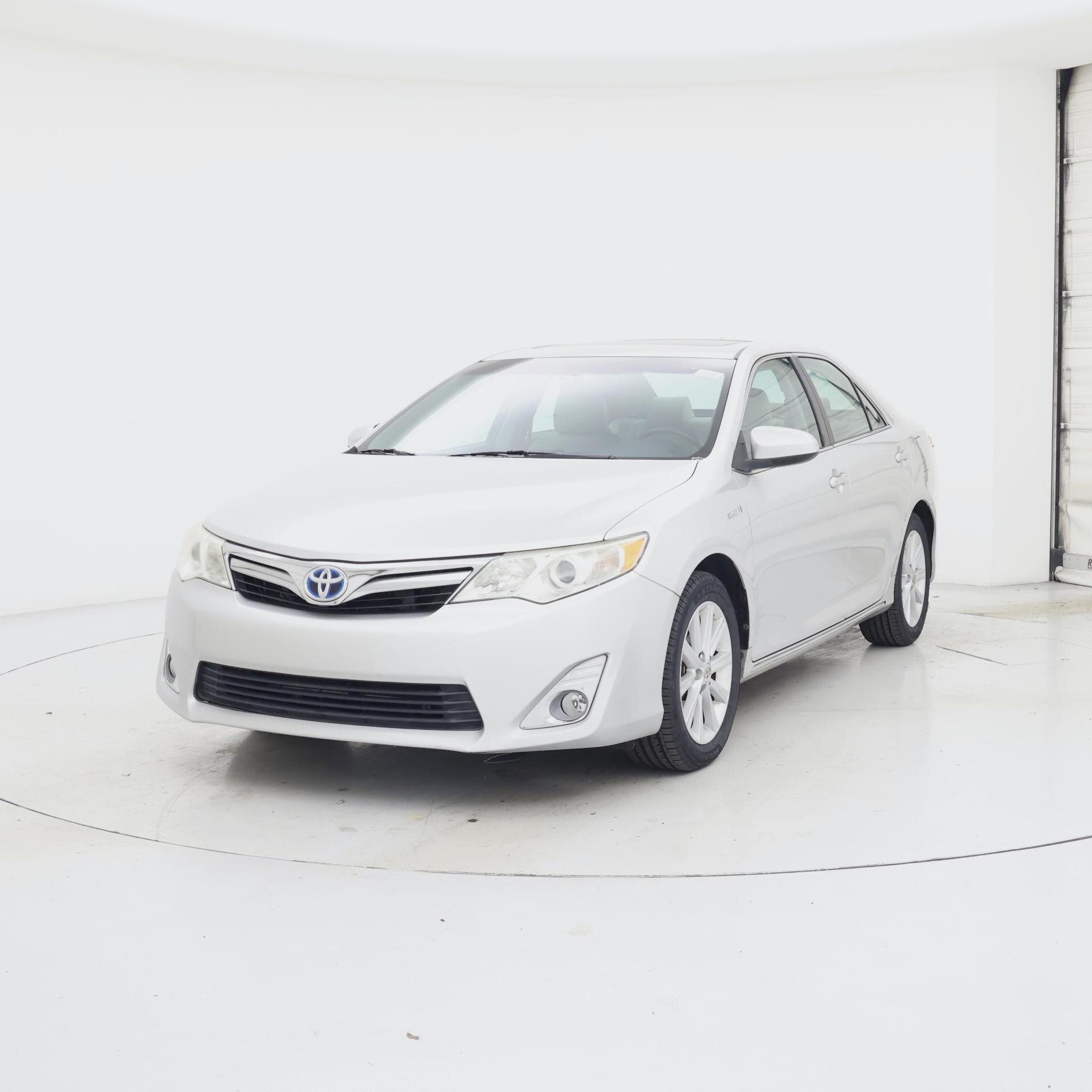 Thumbnail: 2014 Toyota Camry - 4
