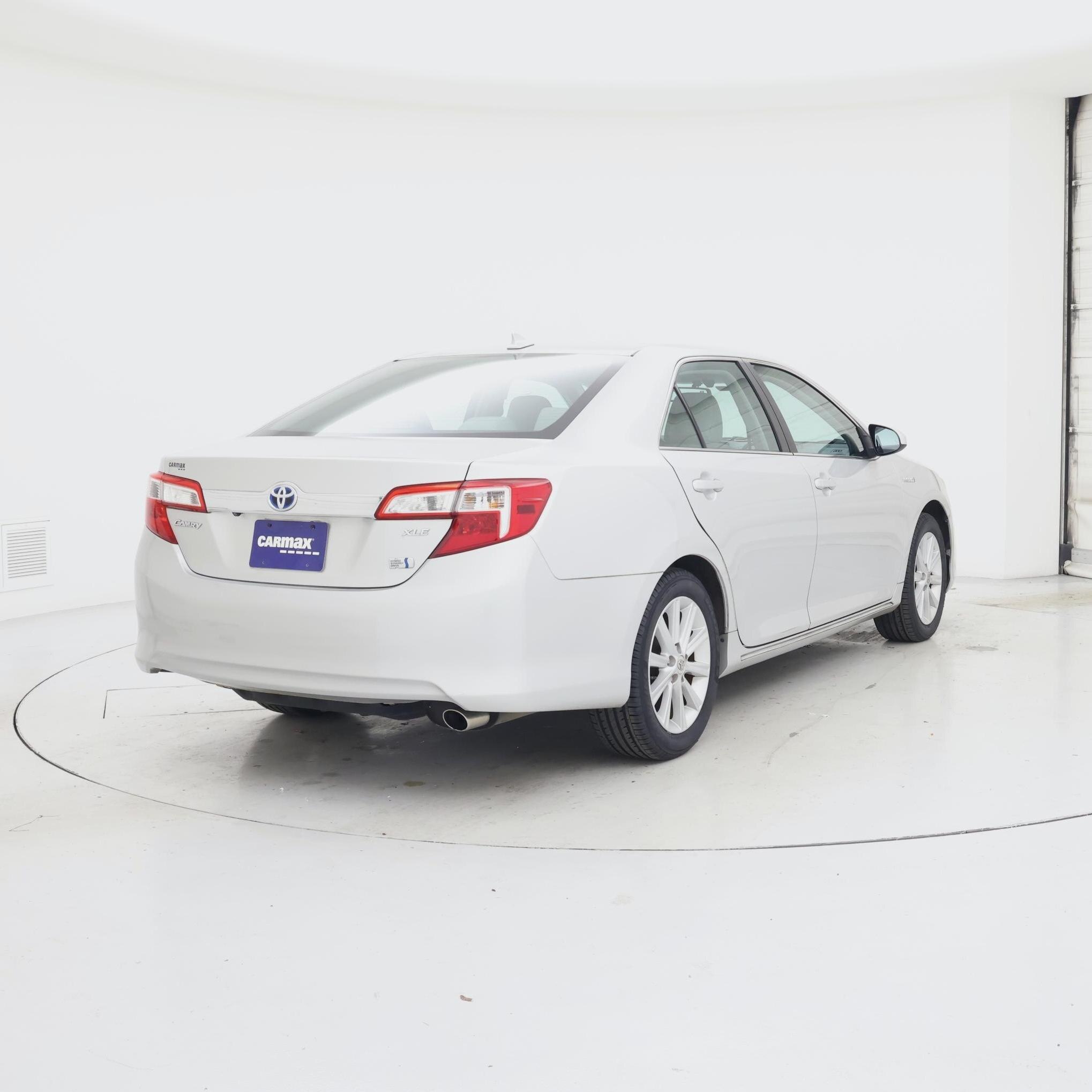 Thumbnail: 2014 Toyota Camry - 8