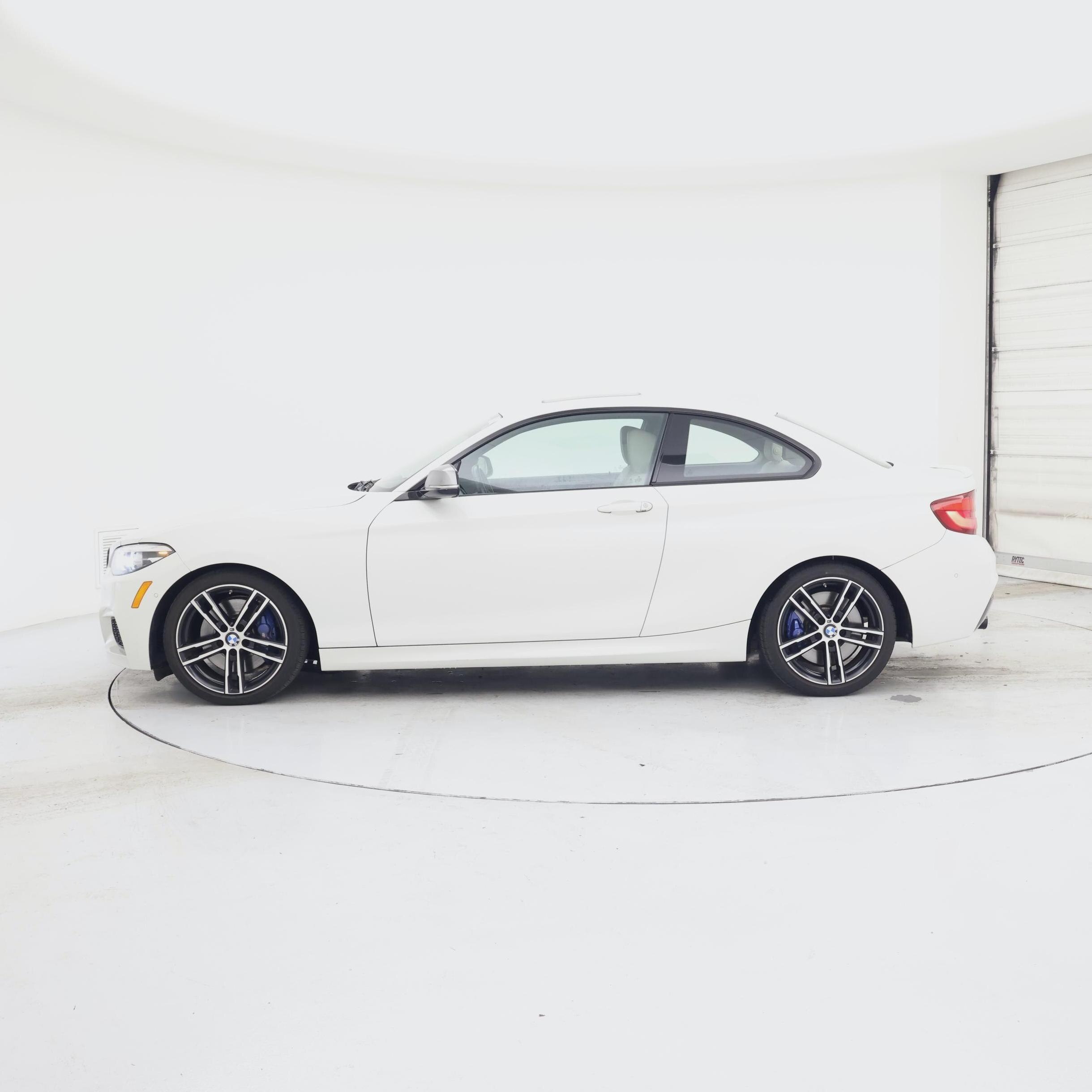 Thumbnail: 2018 BMW 2 Series - 3