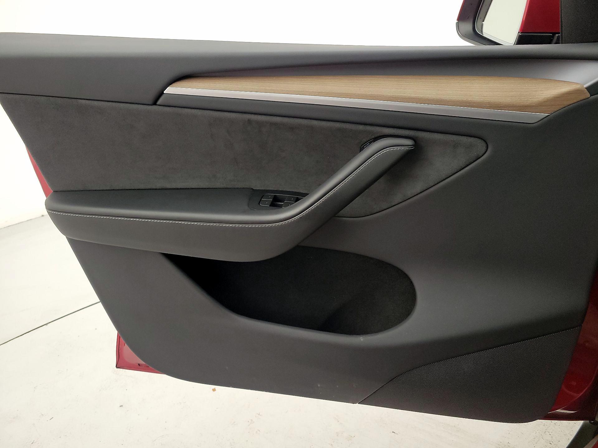Thumbnail: 2024 Tesla Model Y - 12