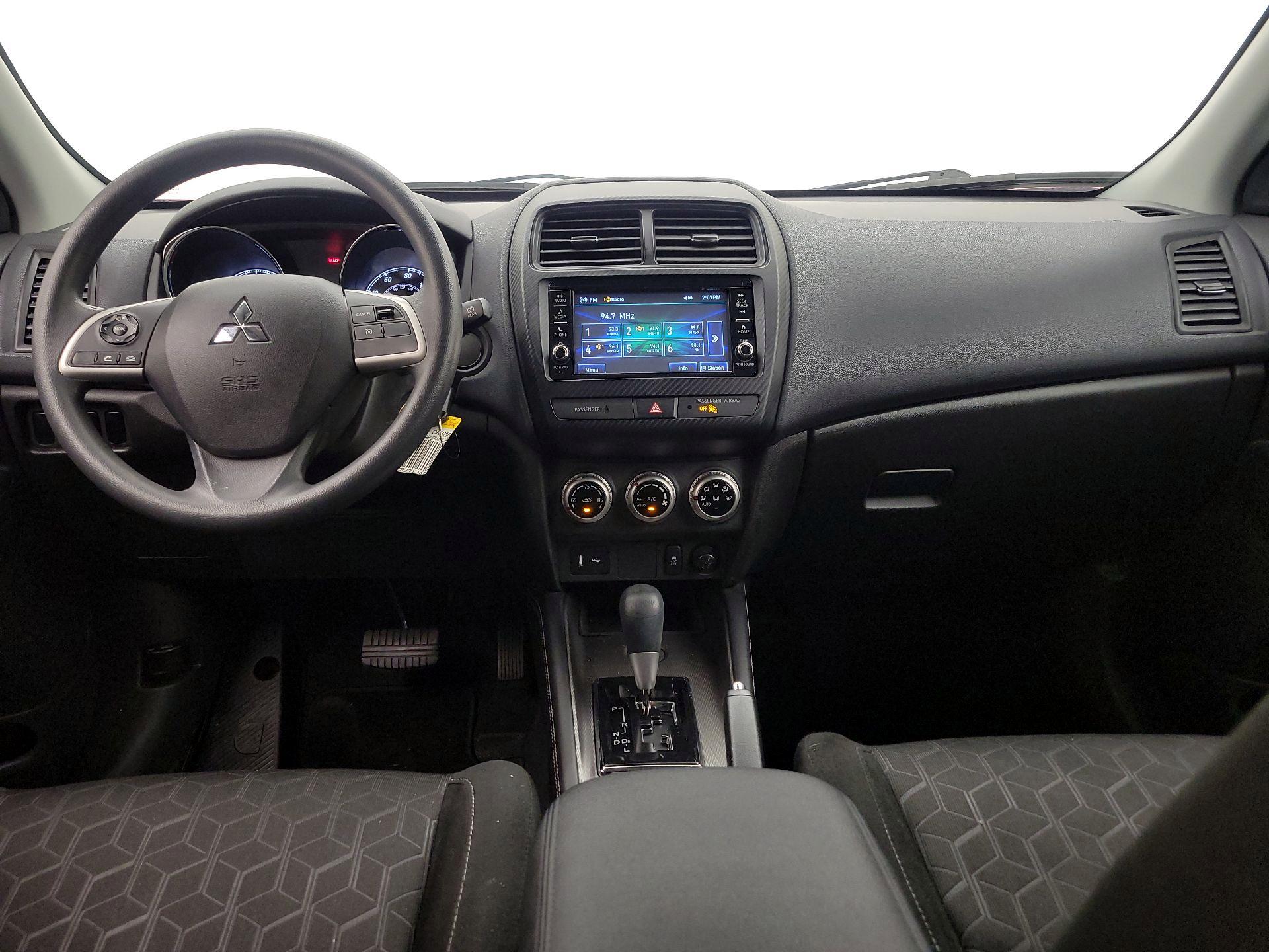 Thumbnail: 2022 Mitsubishi Outlander Sport - 9