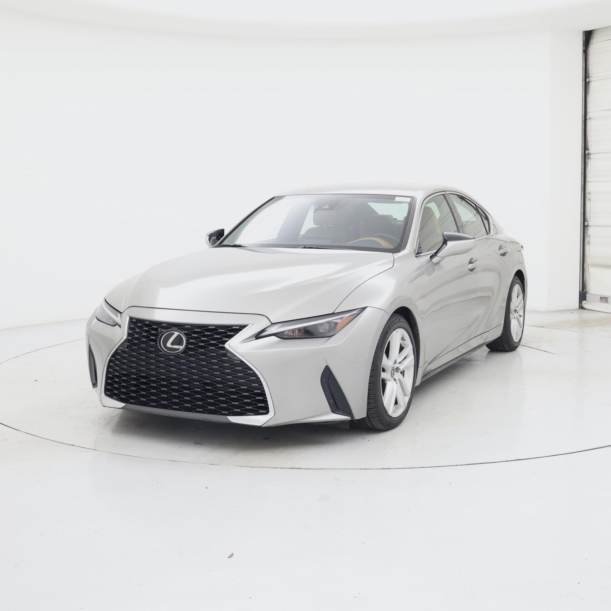 Thumbnail: 2021 Lexus IS - 4