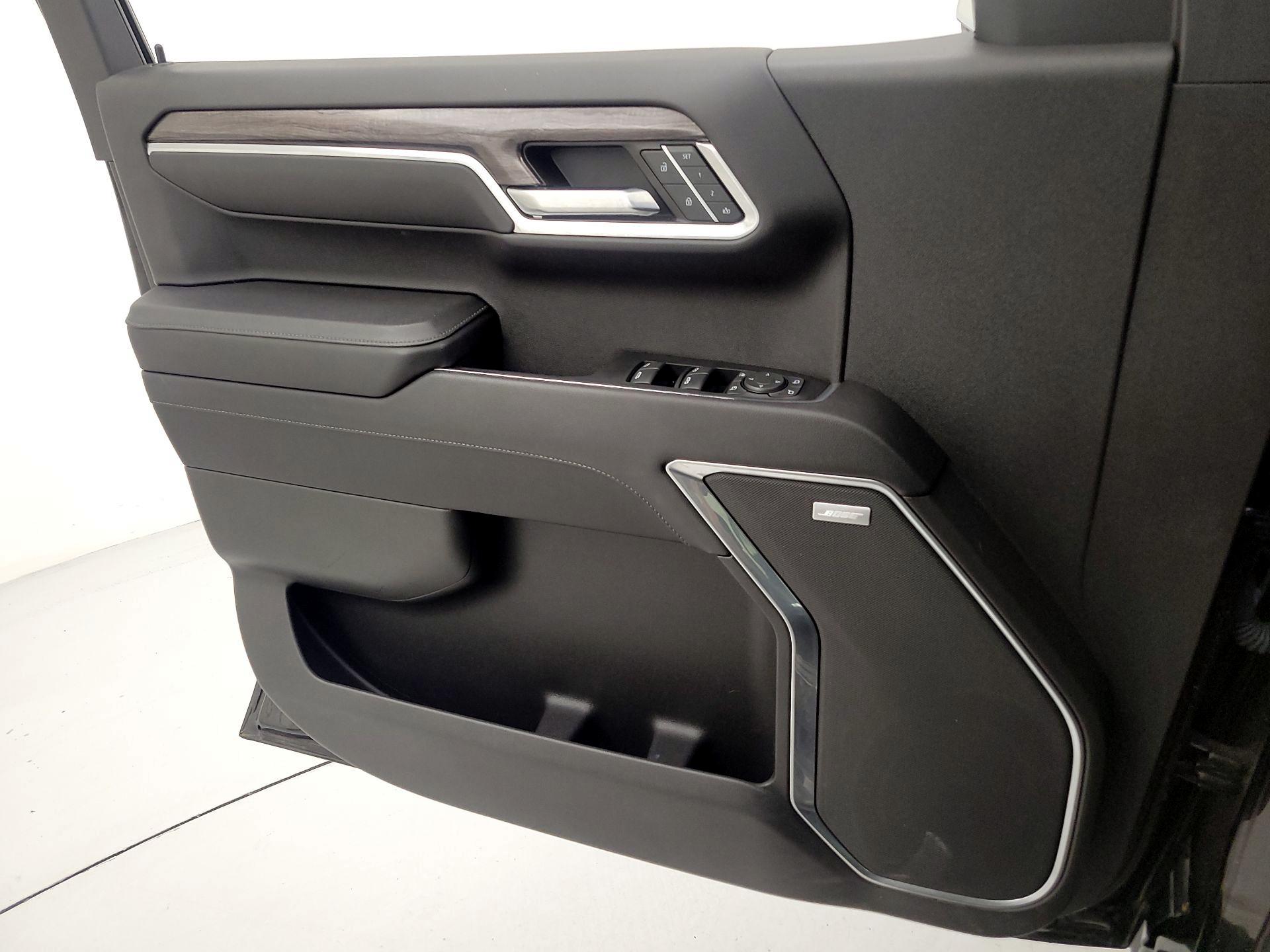 Thumbnail: 2023 Chevrolet Silverado 1500 - 12